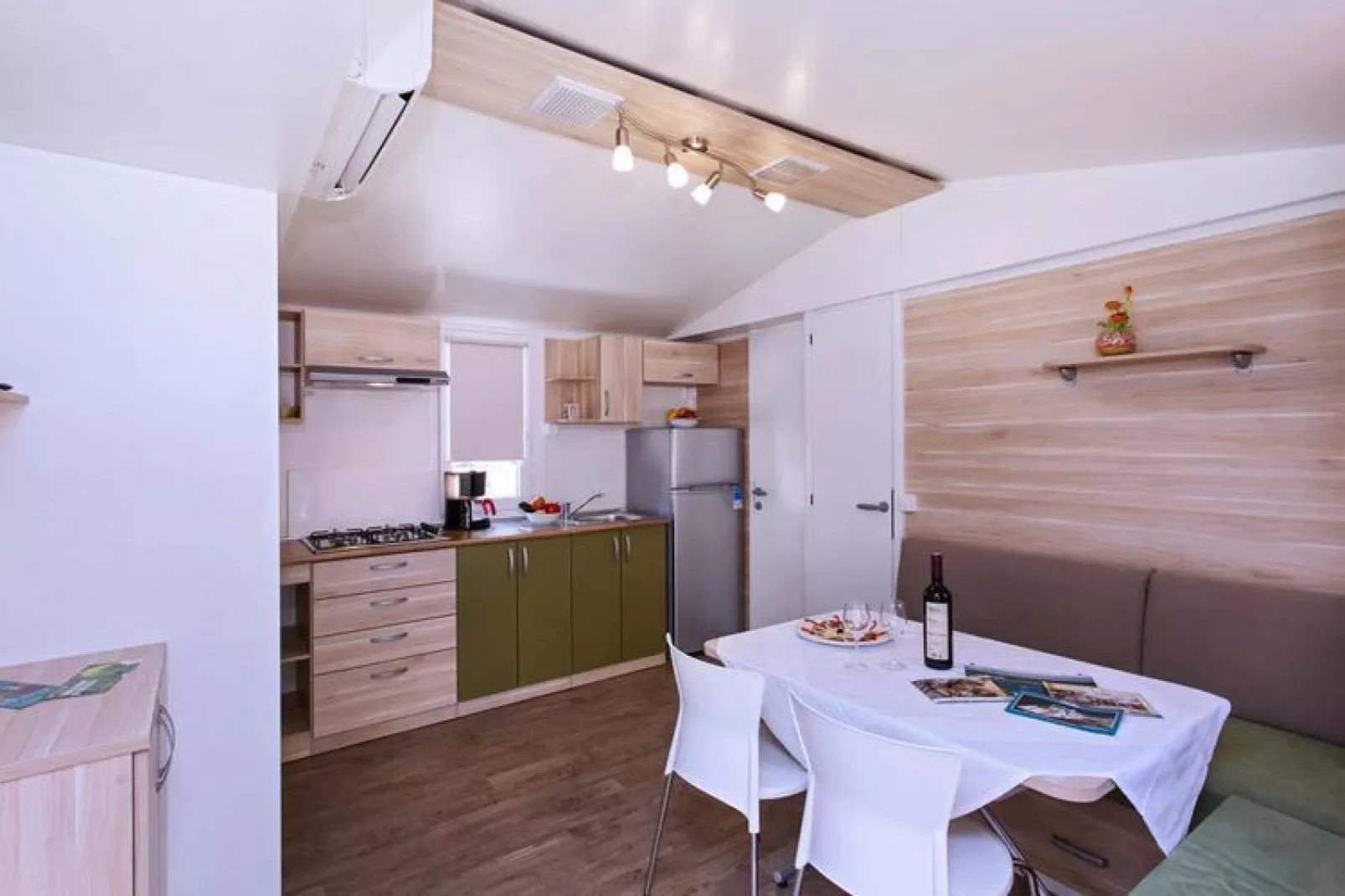 Mobile Homes in Camping Park Soline - Biograd - Type Dalmatia Plus-Kitchen
