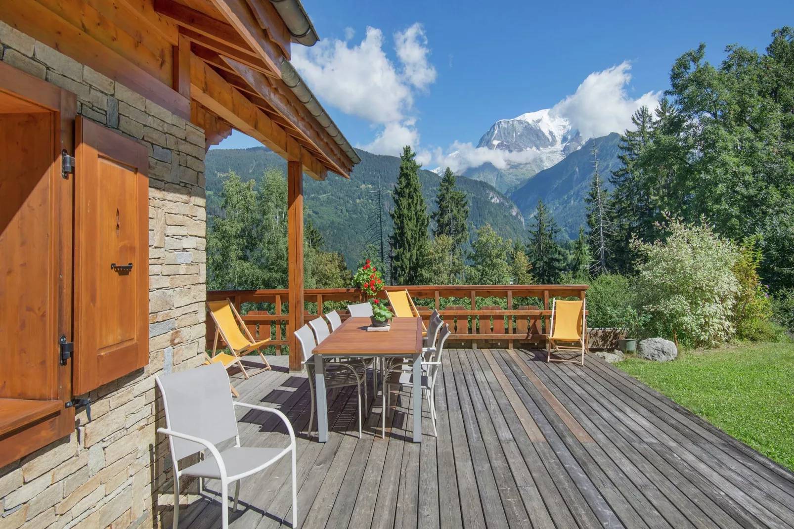 Le Mont Blanc - Les Traces-Terrace balcony