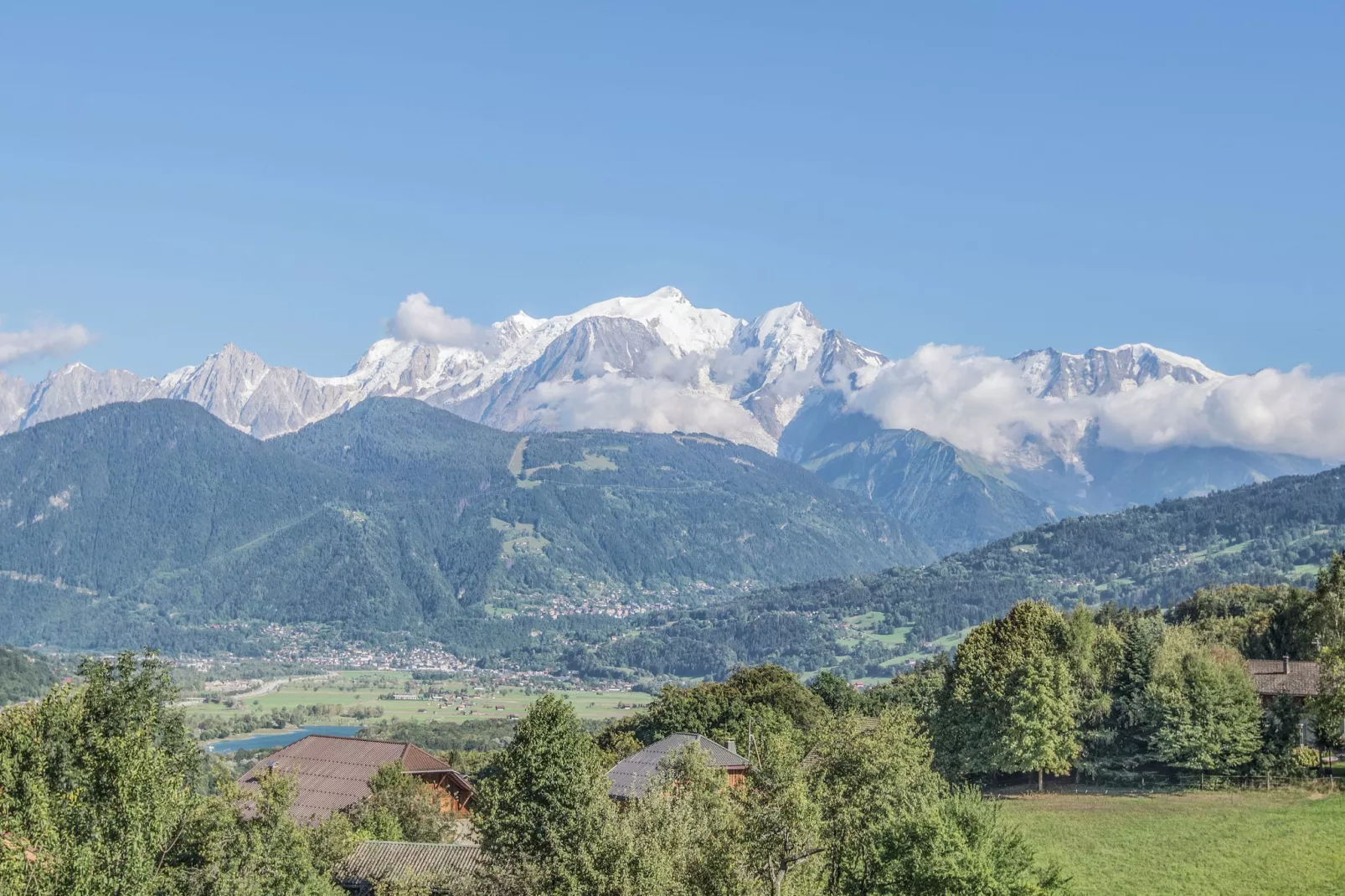 Le Mont Blanc - Les Traces-Areas summer 5km