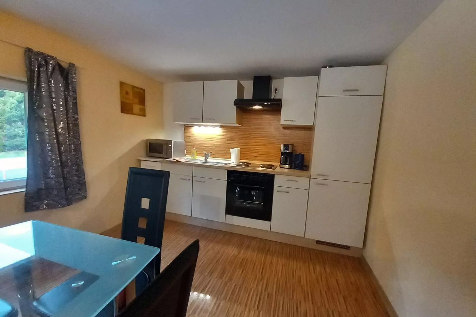 Ferienhaus mit eigener Bar am Bach in Saint Quirin-Kitchen