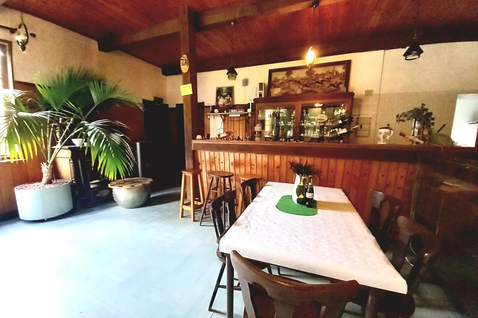 Ferienhaus mit eigener Bar am Bach in Saint Quirin-Facilities