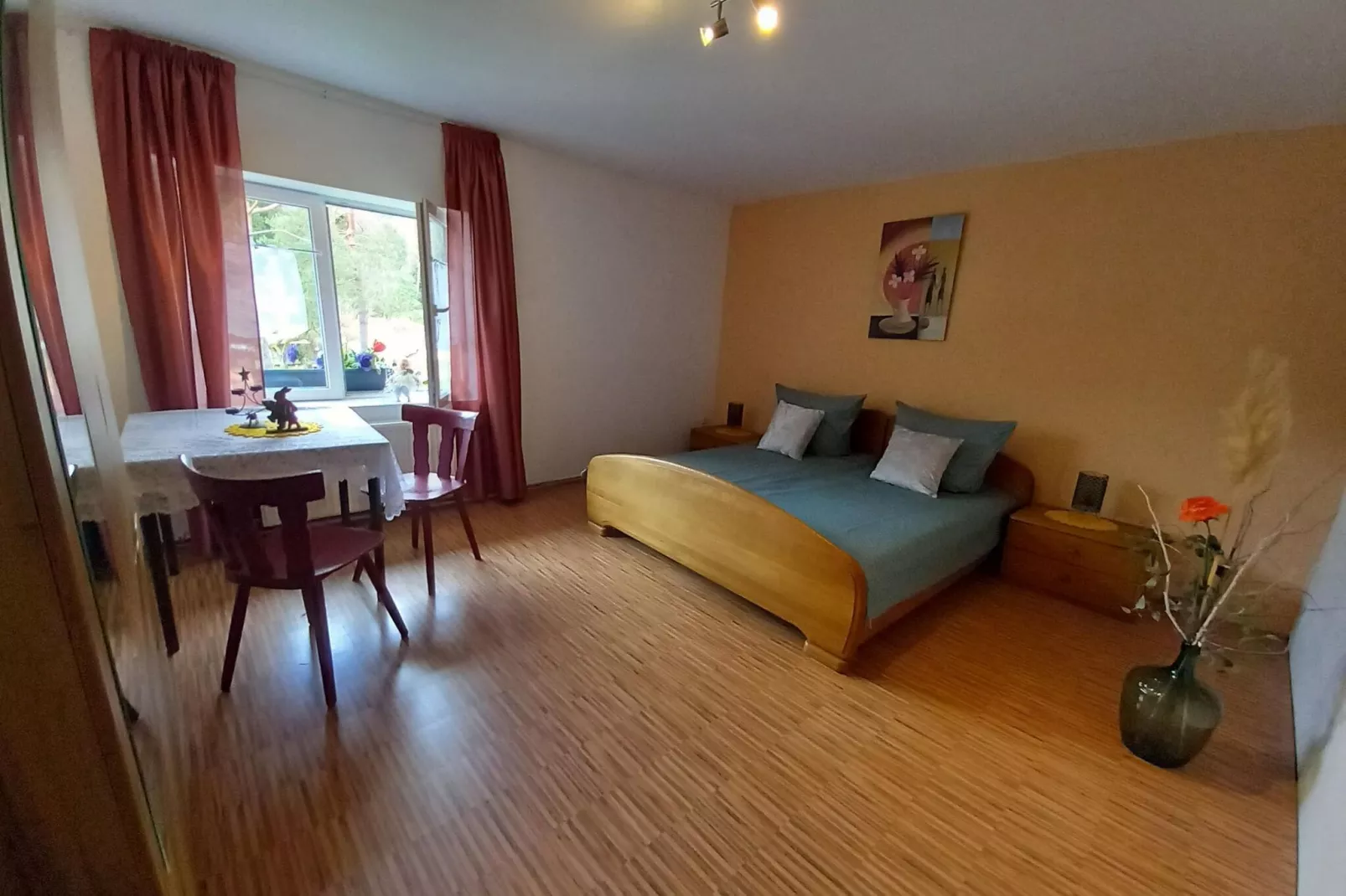 Ferienhaus mit eigener Bar am Bach in Saint Quirin-Bedroom