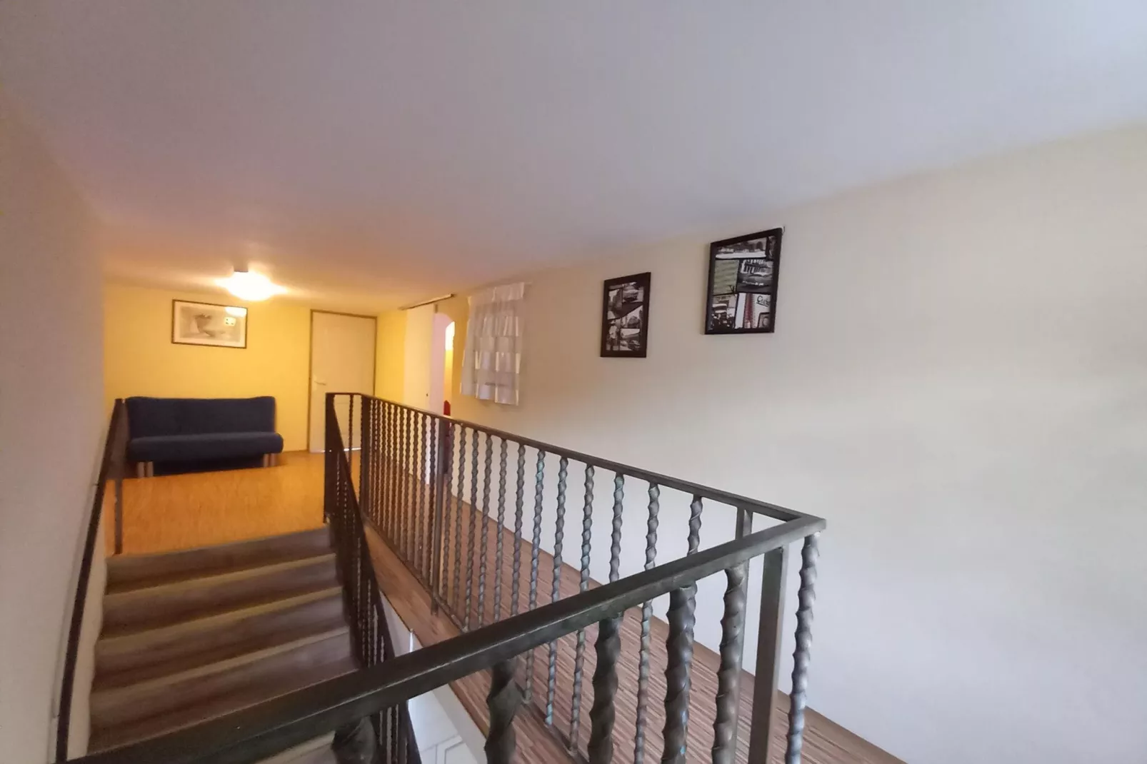 Ferienhaus mit eigener Bar am Bach in Saint Quirin-Landing