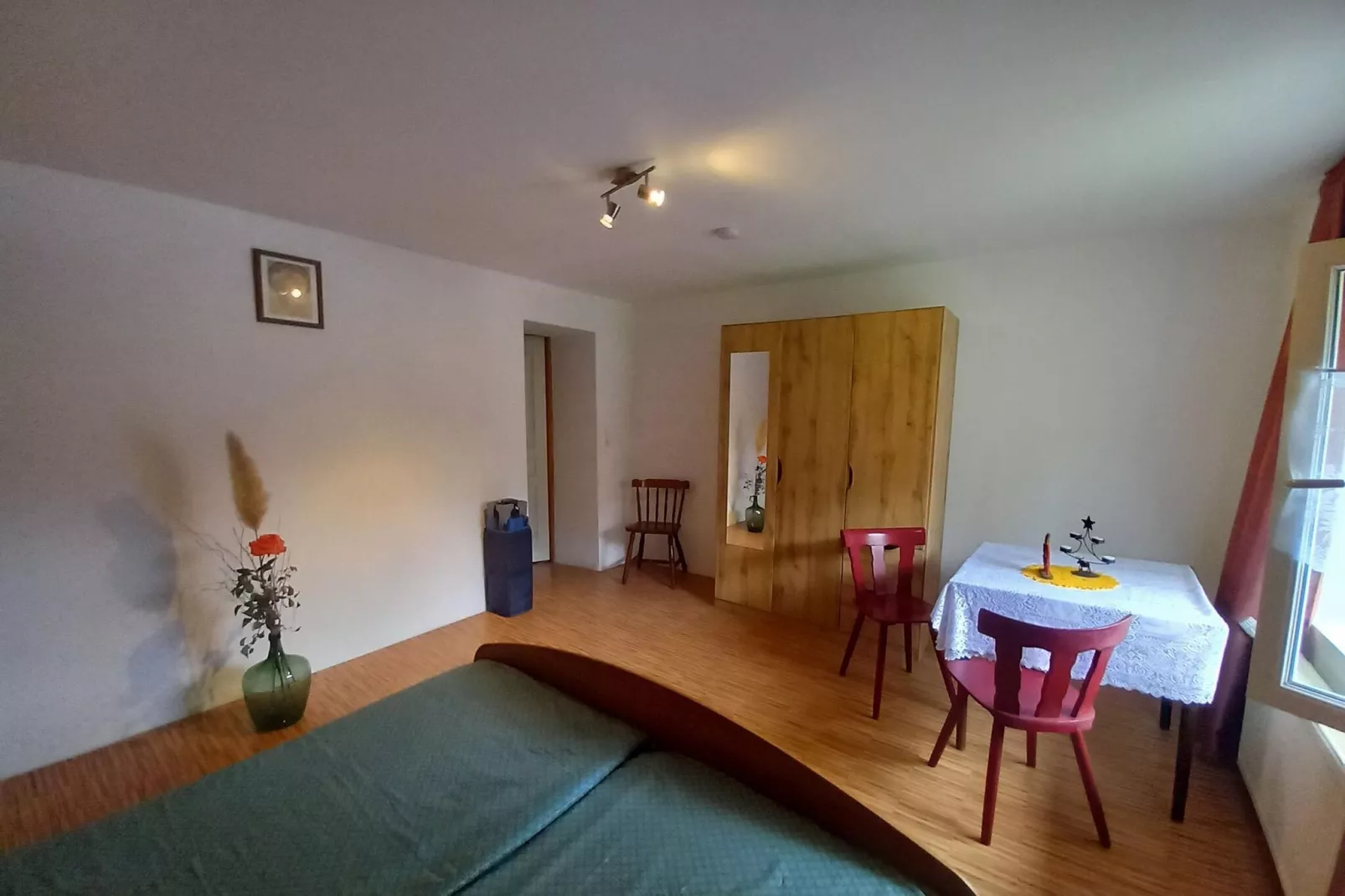 Ferienhaus mit eigener Bar am Bach in Saint Quirin-Bedroom