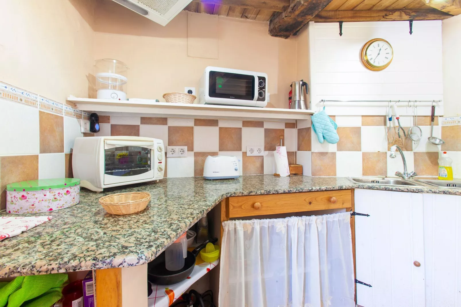 Casas Ribiera Sacra-Kitchen
