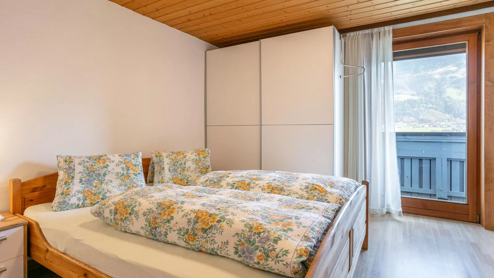 Nachtschatt-Bedroom