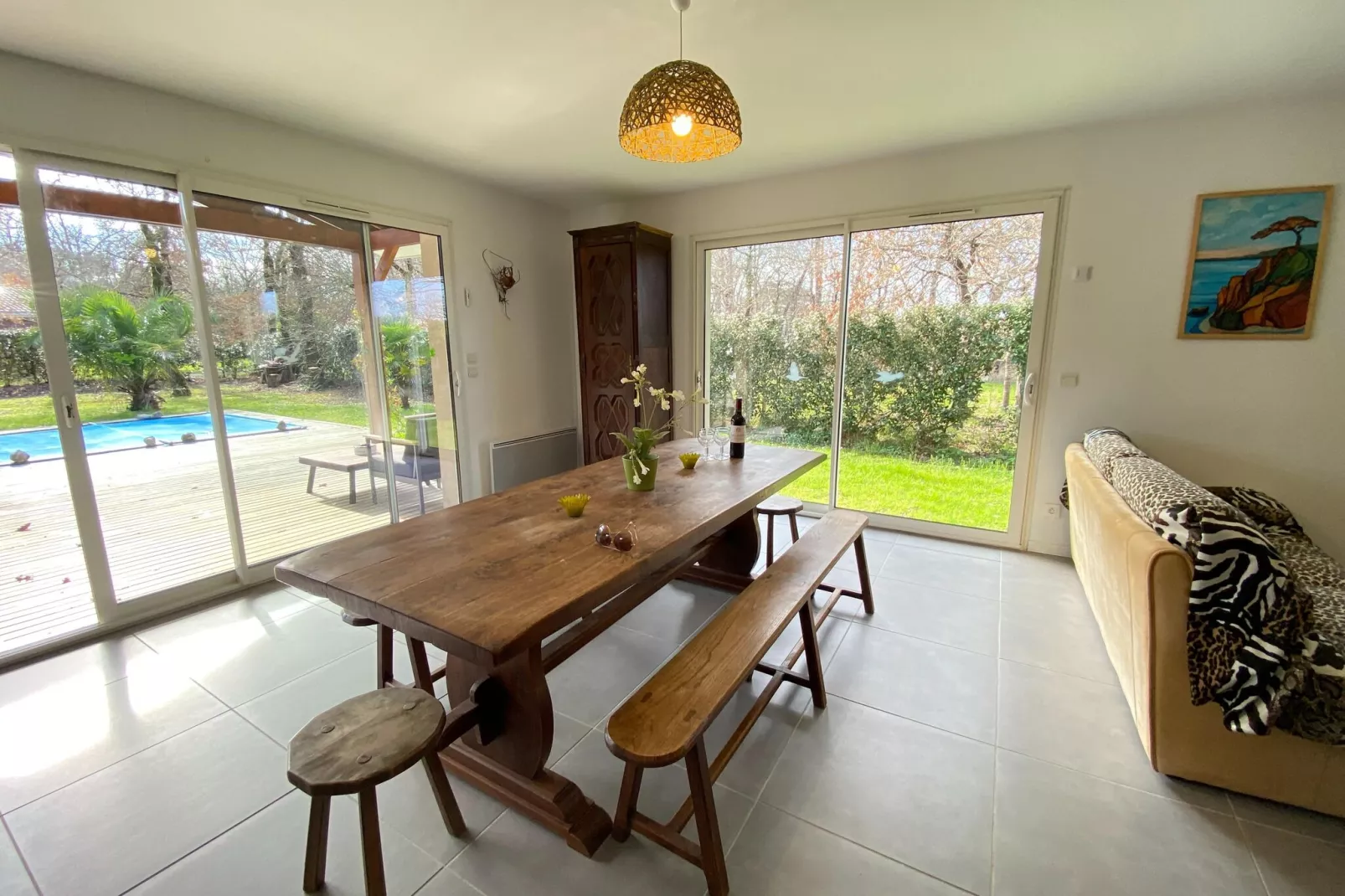 Holiday home with pool Grayan-et-l'Hôpital-Salon