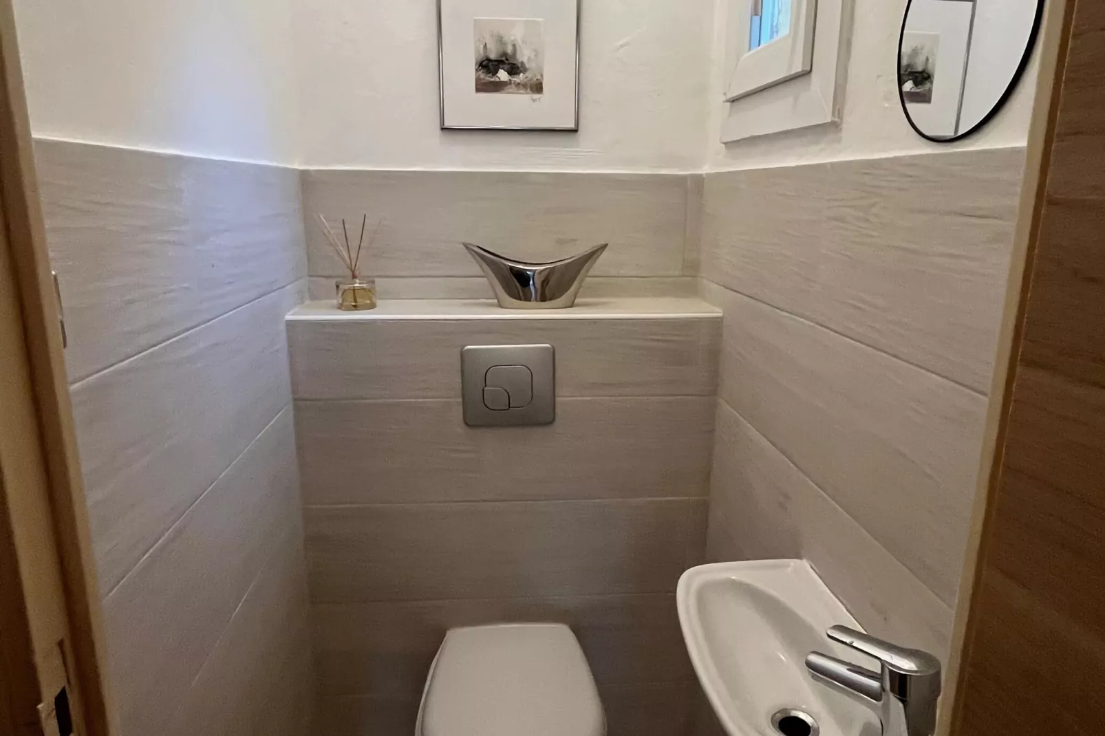 Romarins-Bathroom