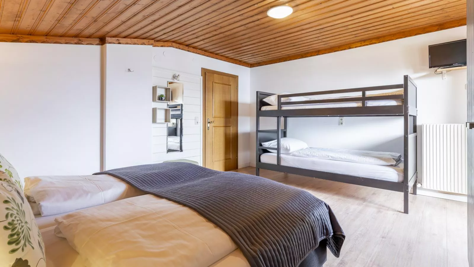 Chalet Kristall I-Bedroom