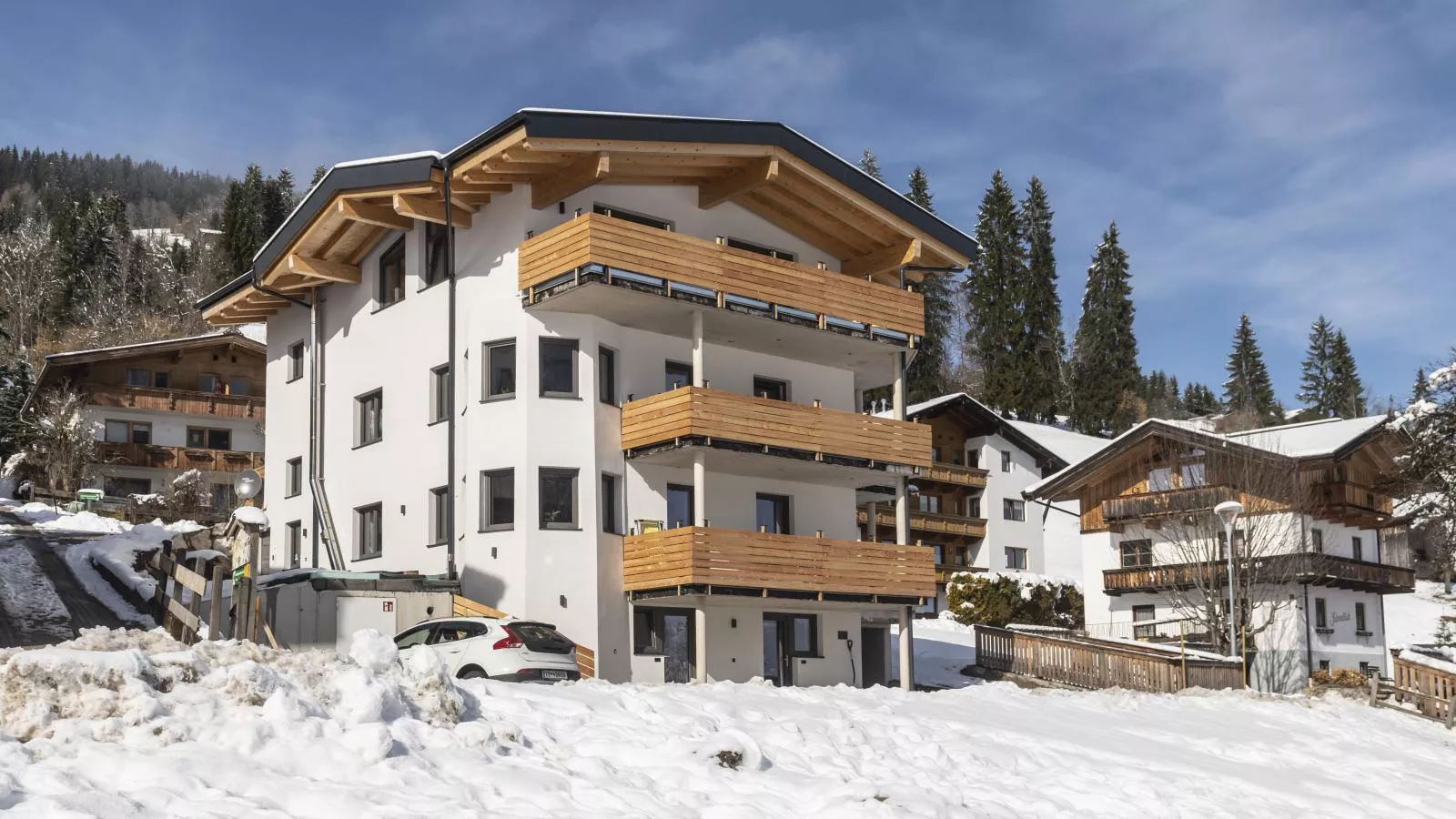 Tirolee Marchegg-Exterior winter