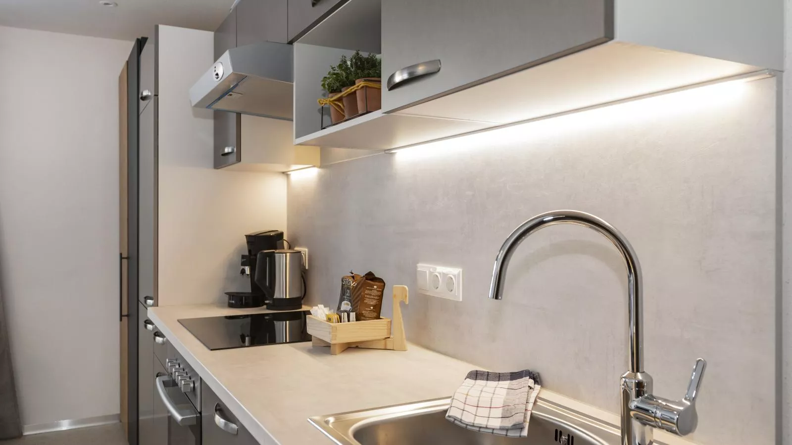 Tirolee Marchegg EG-Kitchen