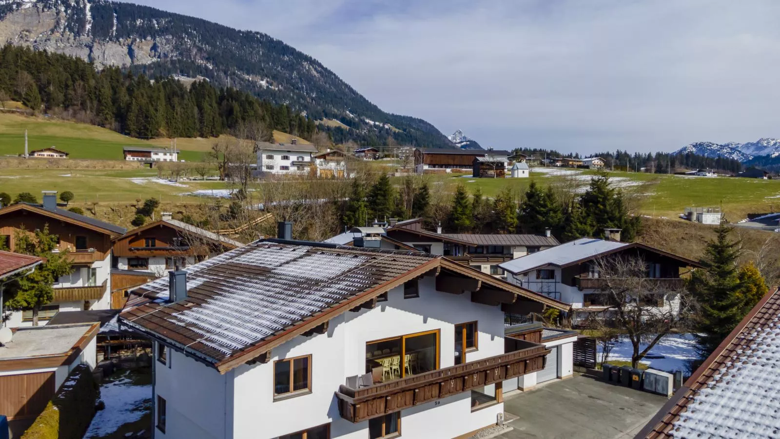 Wald TOP 2-Exterior winter