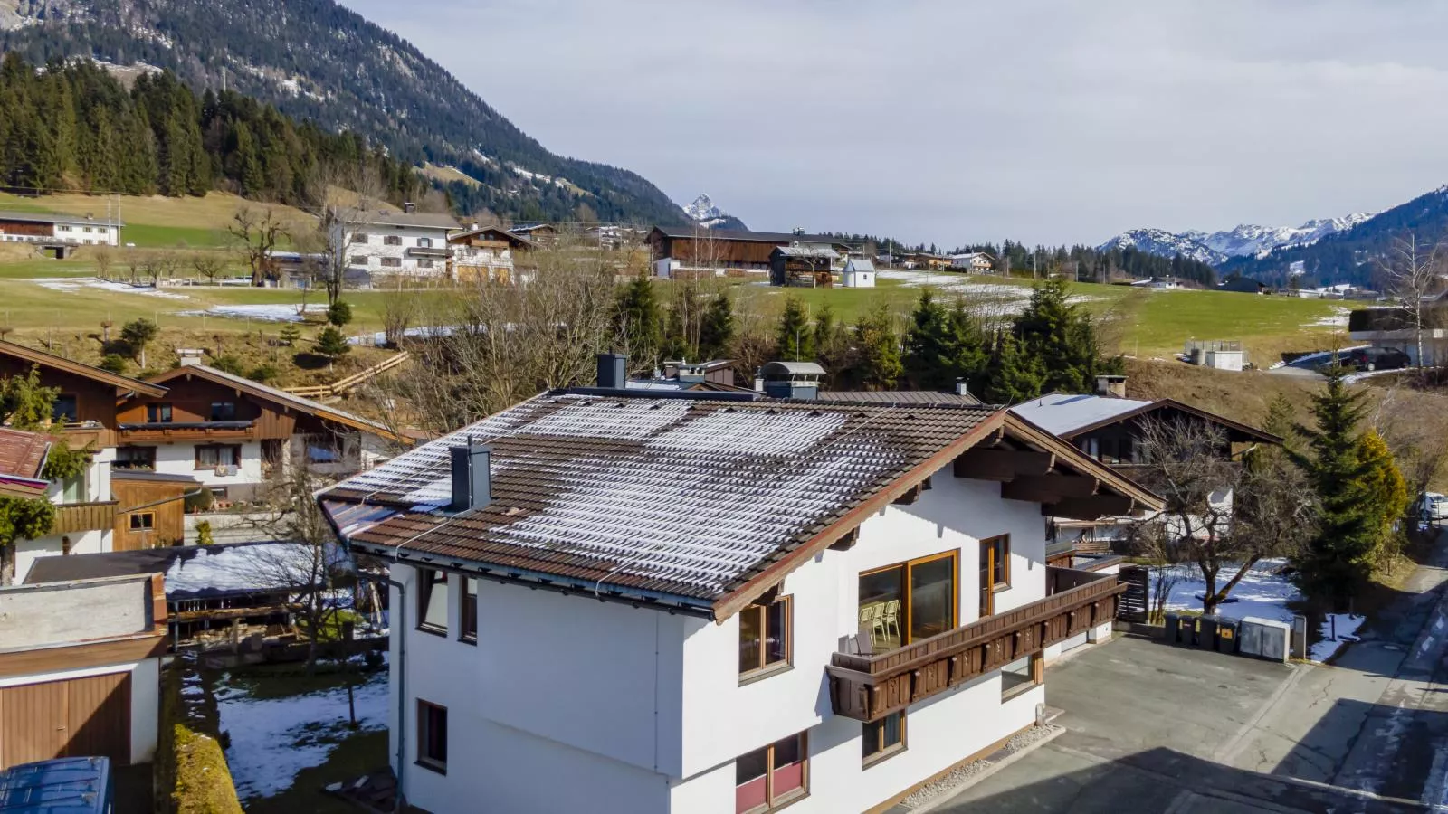 Wald TOP 2-Exterior winter