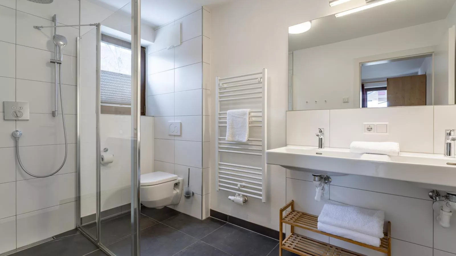 Wald TOP 2-Bathroom