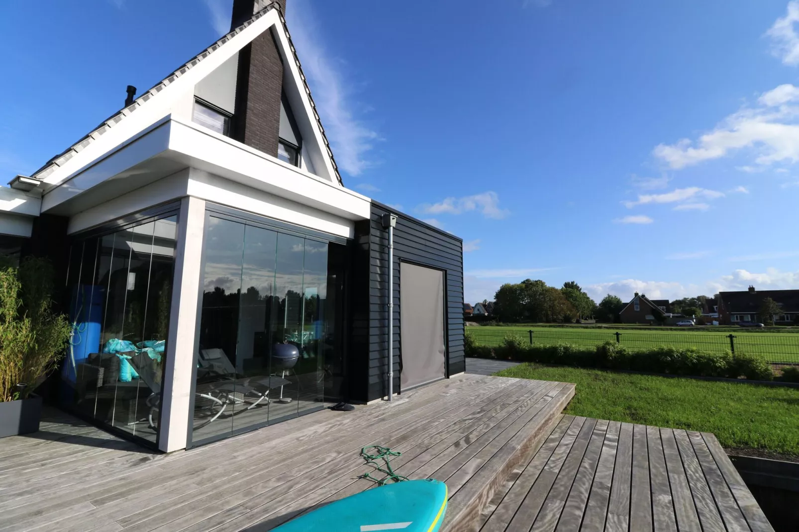 Luxe villa aan het water-Extérieur été