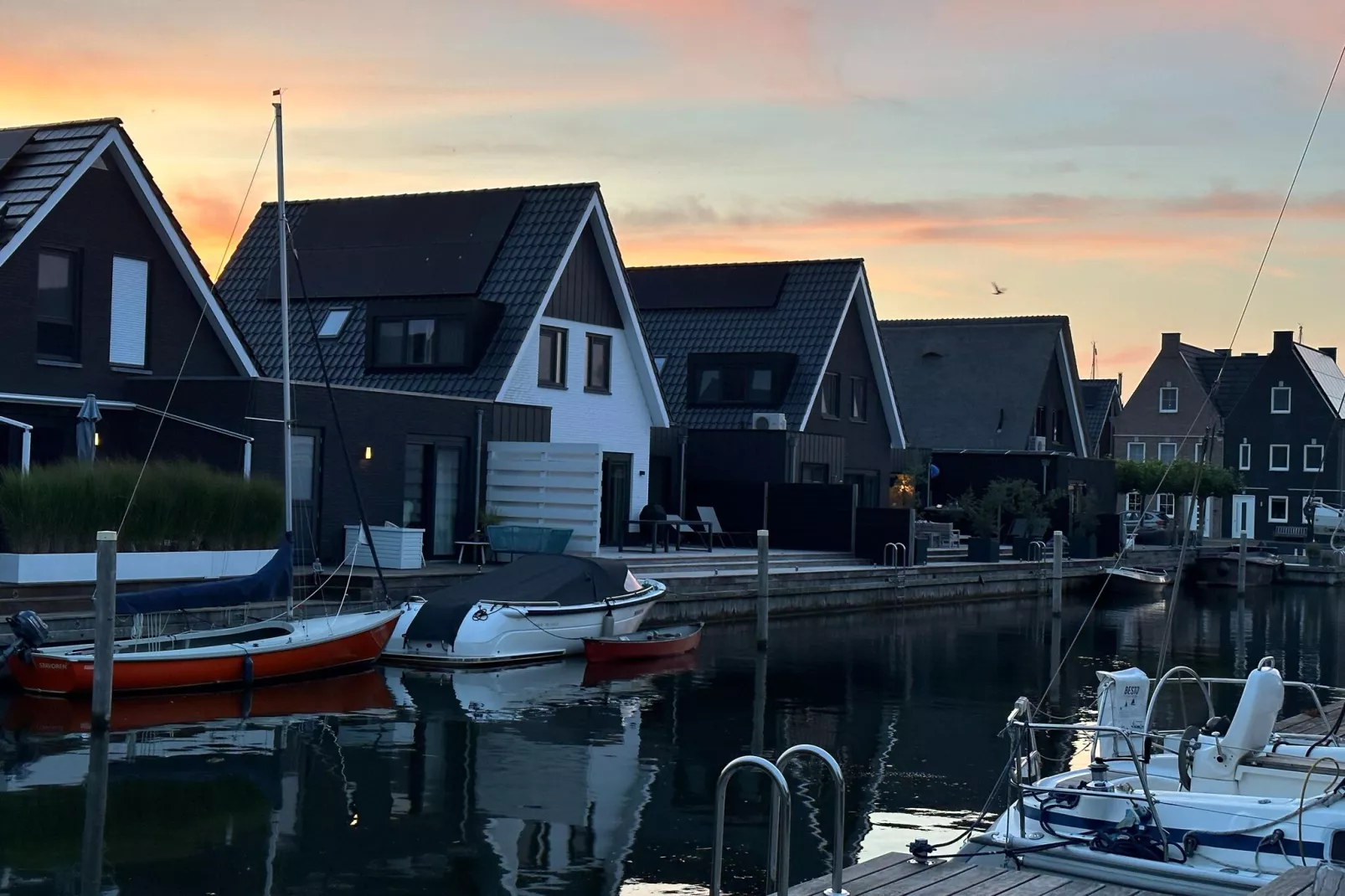 Luxe villa aan het water-Zones d'été à 1 km
