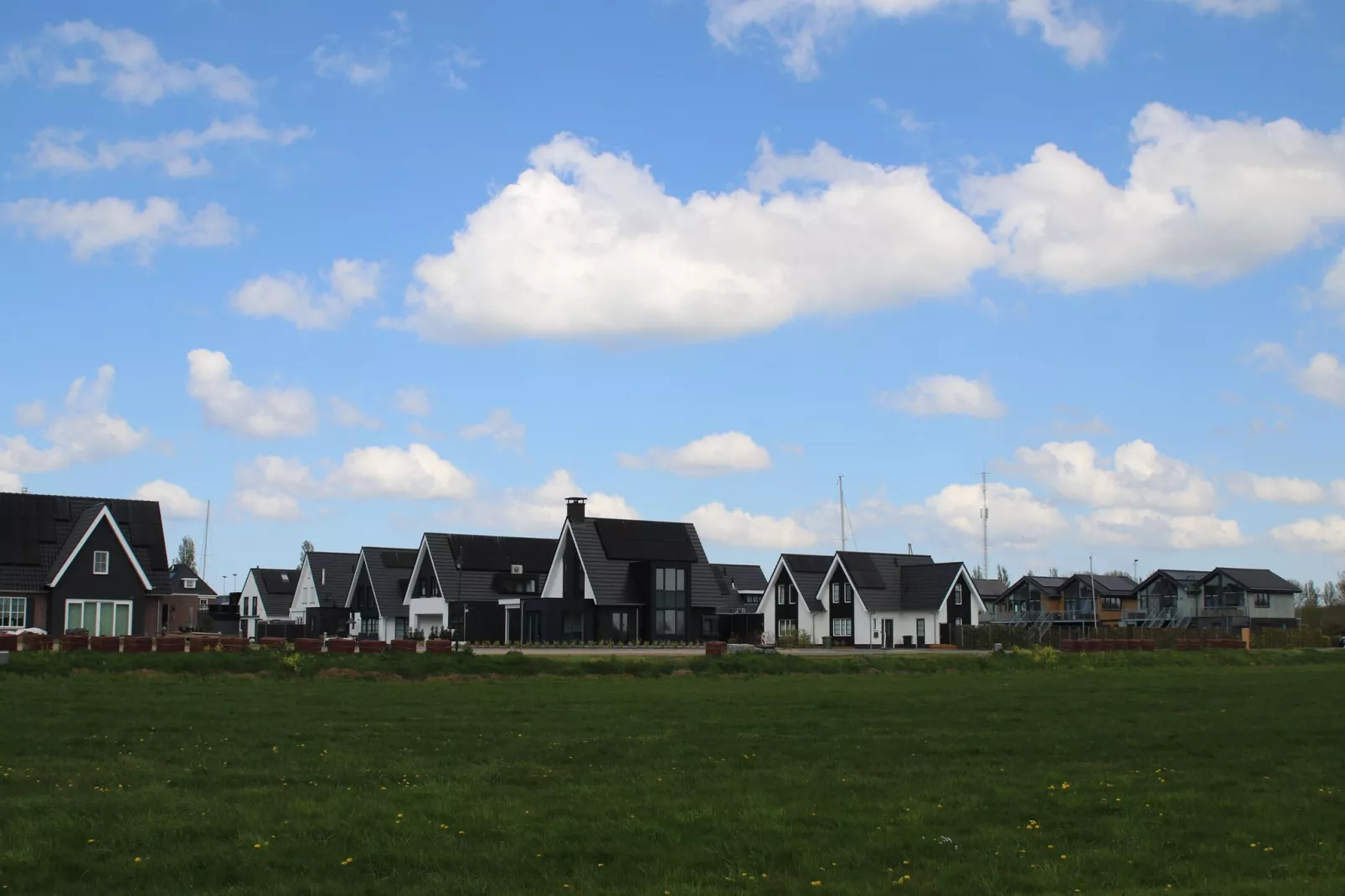 Luxe villa aan het water-Zones d'été à 5 km