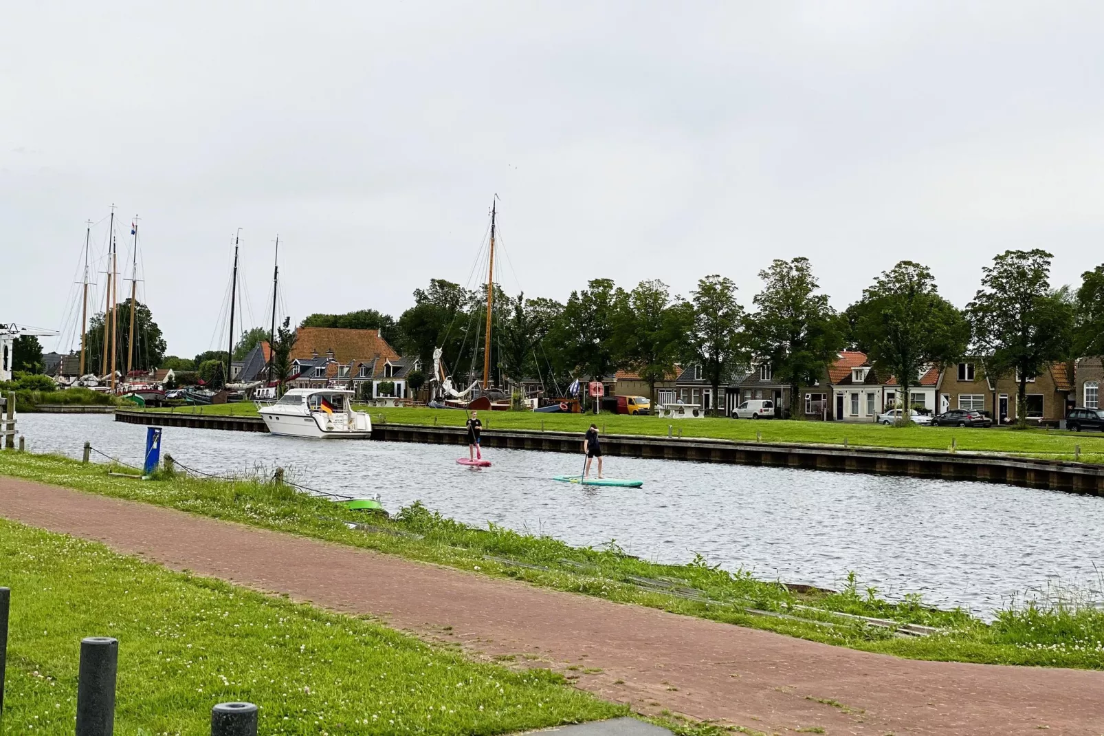 Luxe villa aan het water