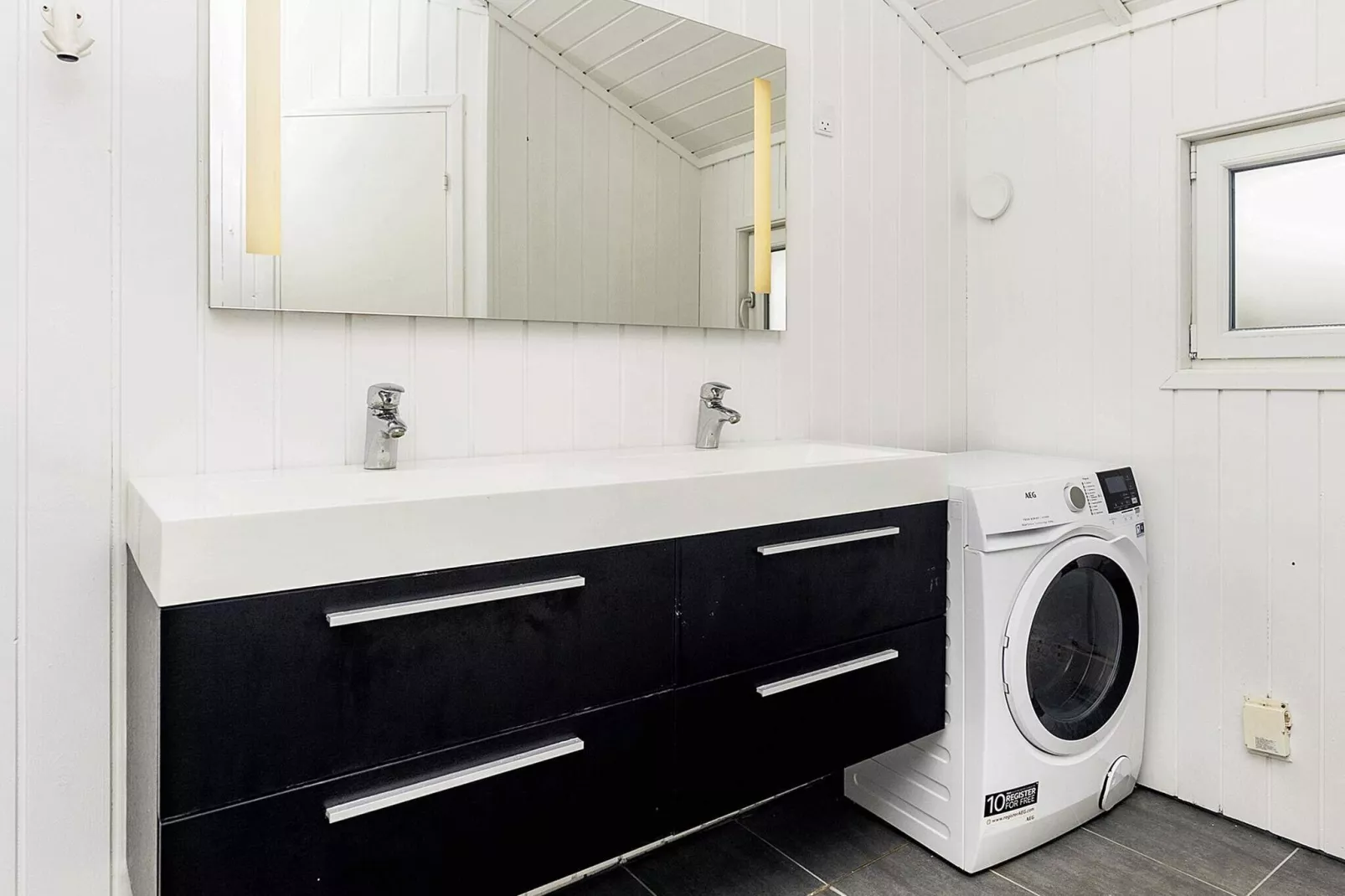 10 person holiday home in Rudkøbing-Indoor