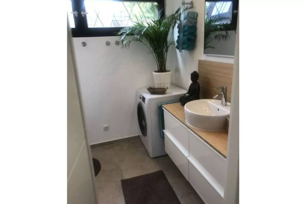 236082-Bathroom