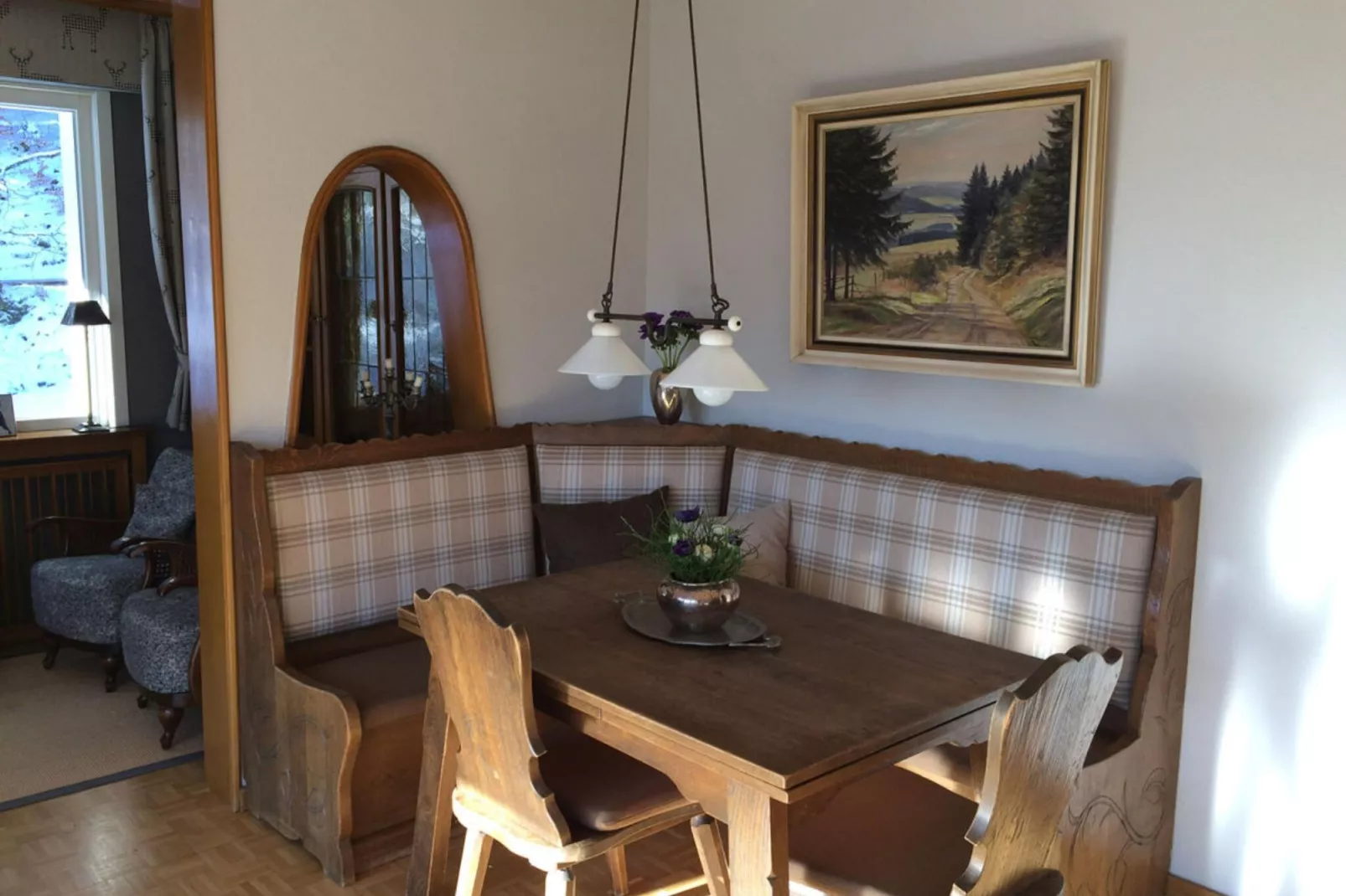 272696-Dining room