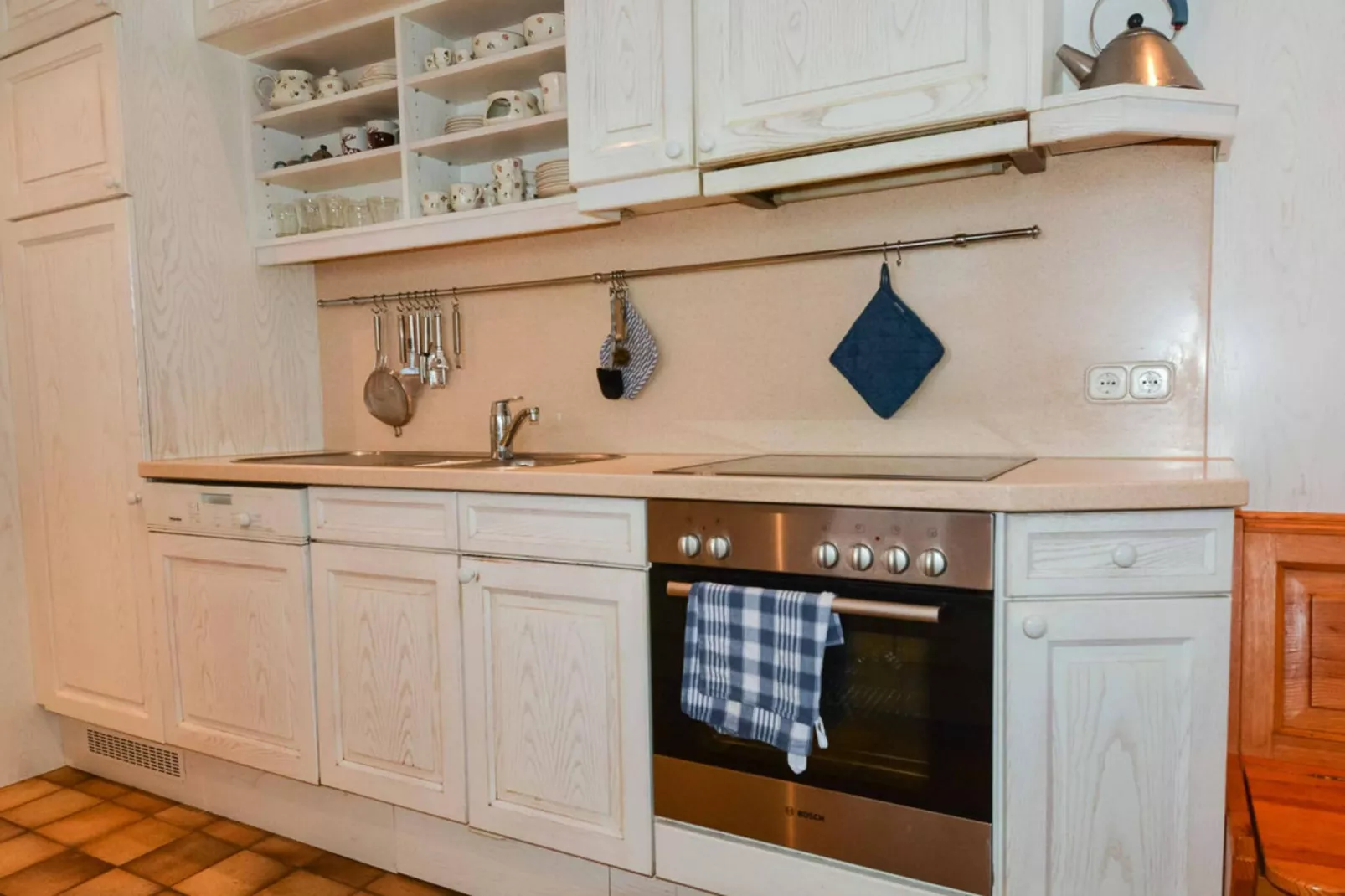 272696-Kitchen