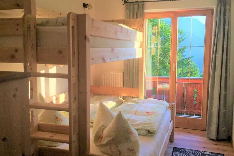 266559-Bedroom