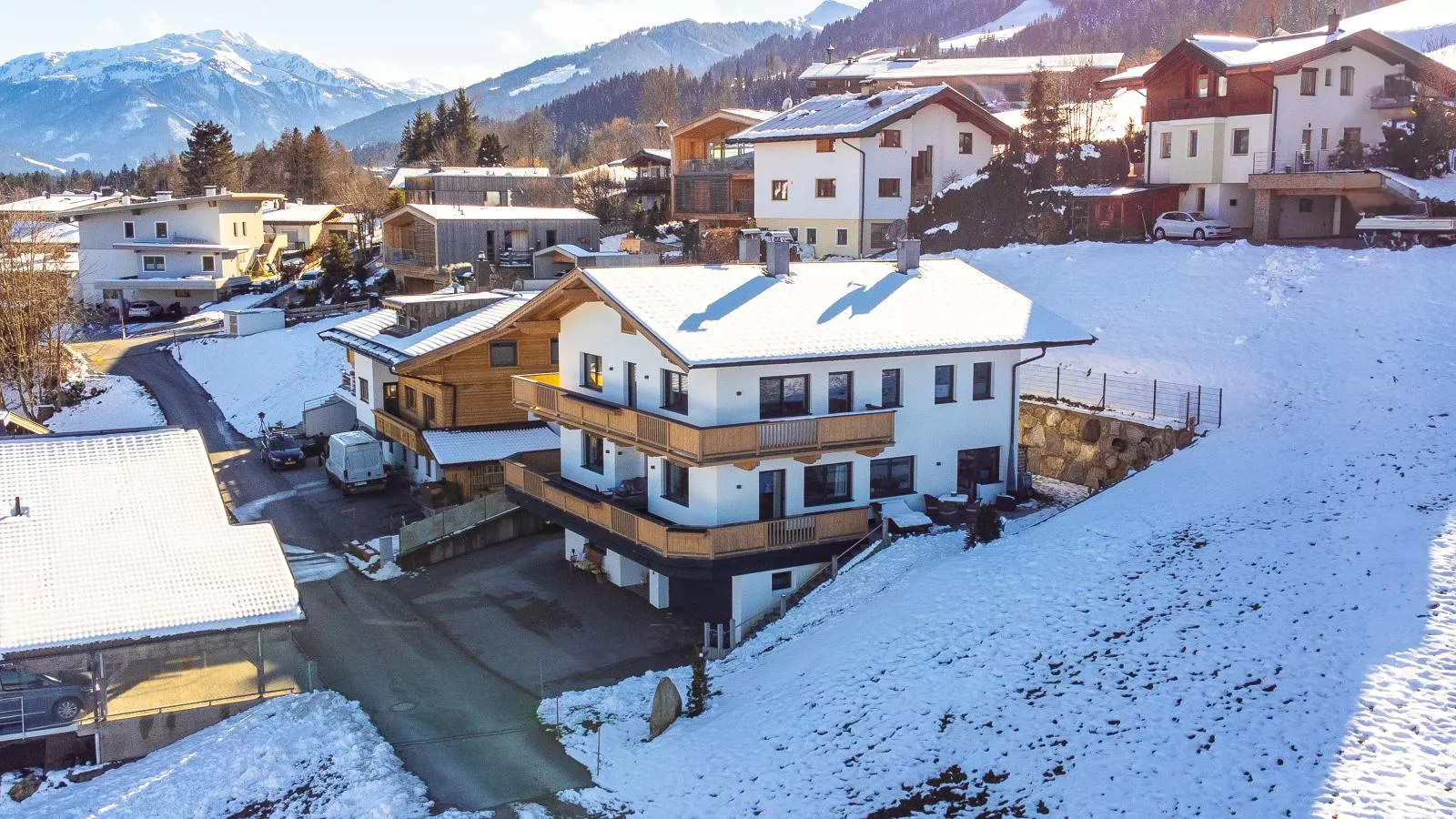 Ralser-Exterior winter