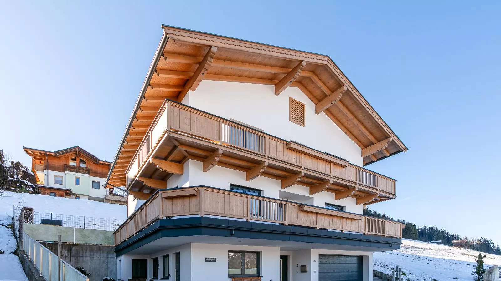 Ralser-Exterior winter