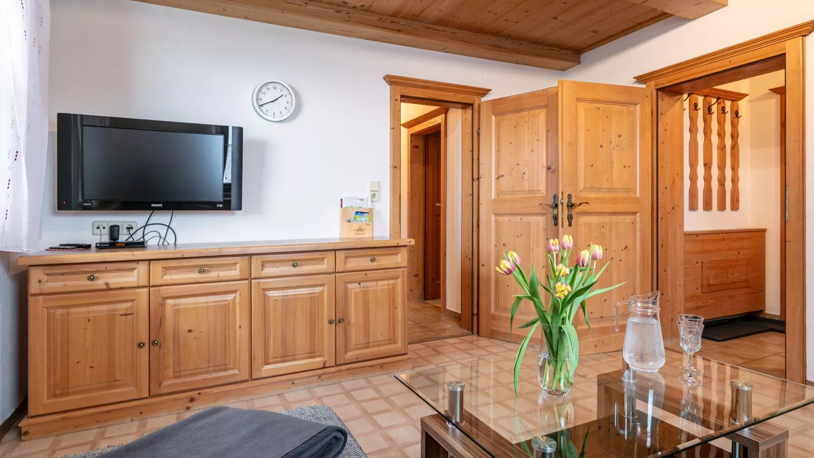 Schöne Aussicht-Living room