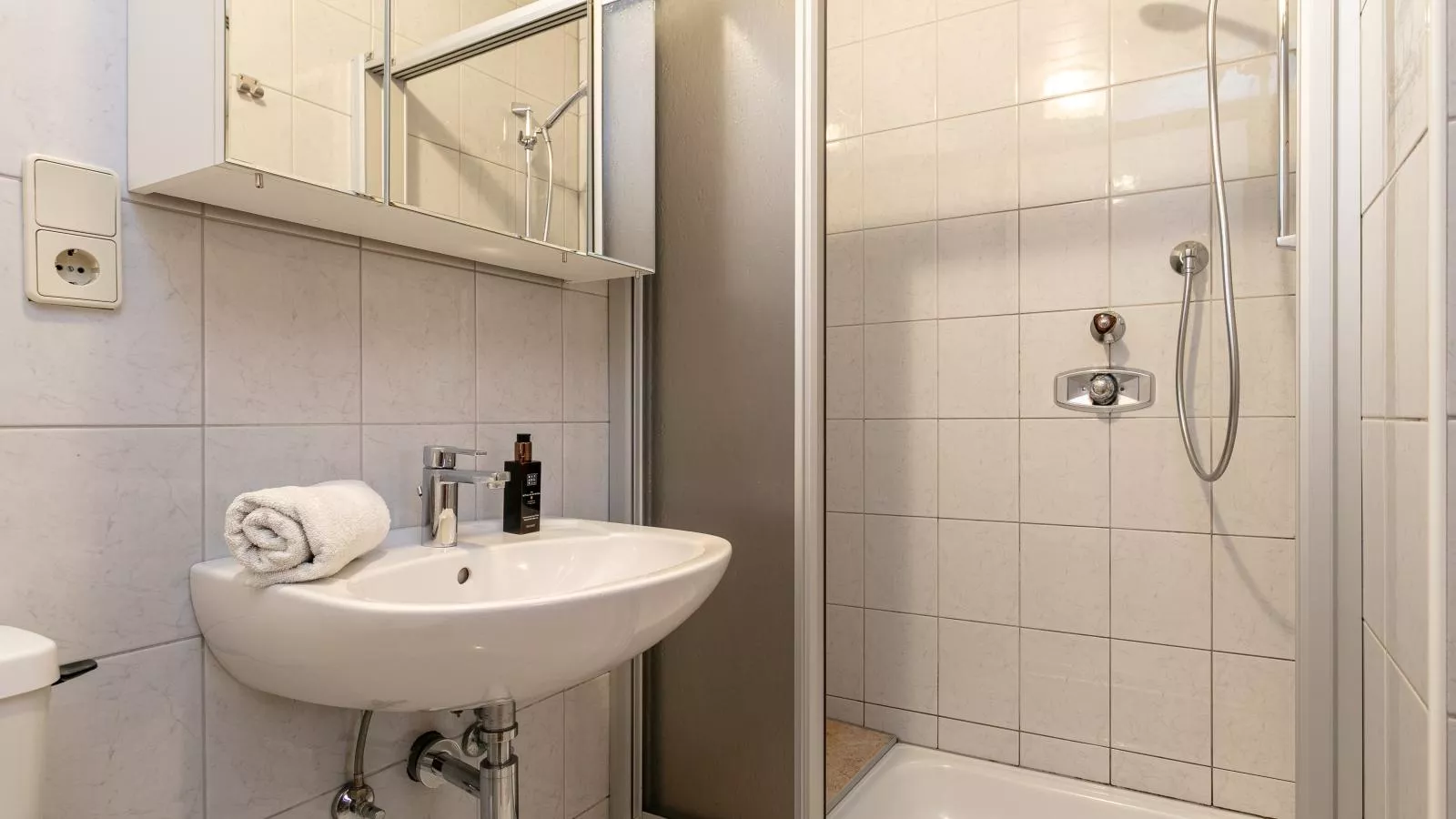 Schöne Aussicht-Bathroom