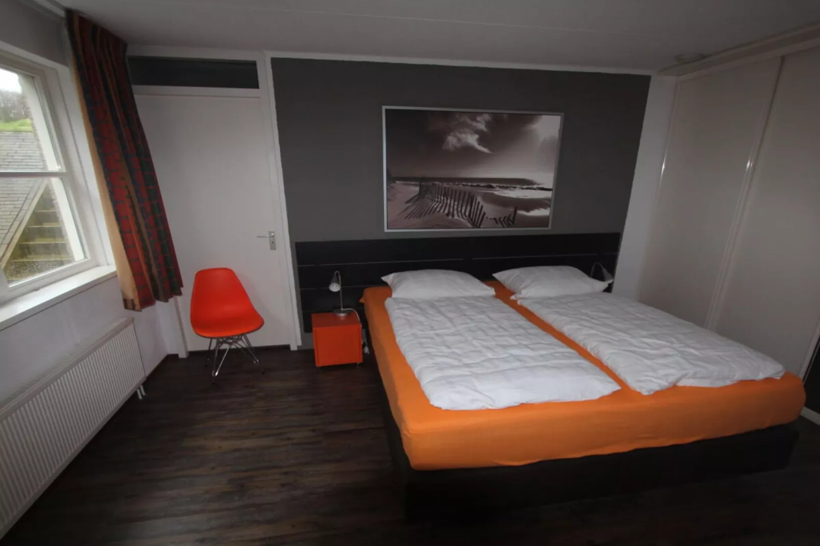 272301-Bedroom
