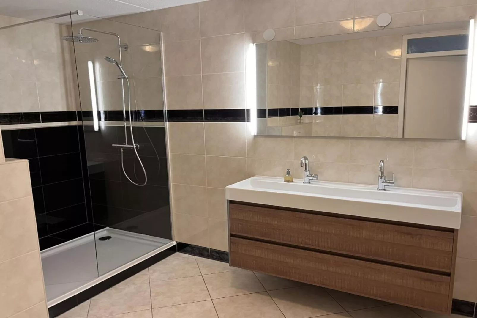 272301-Bathroom