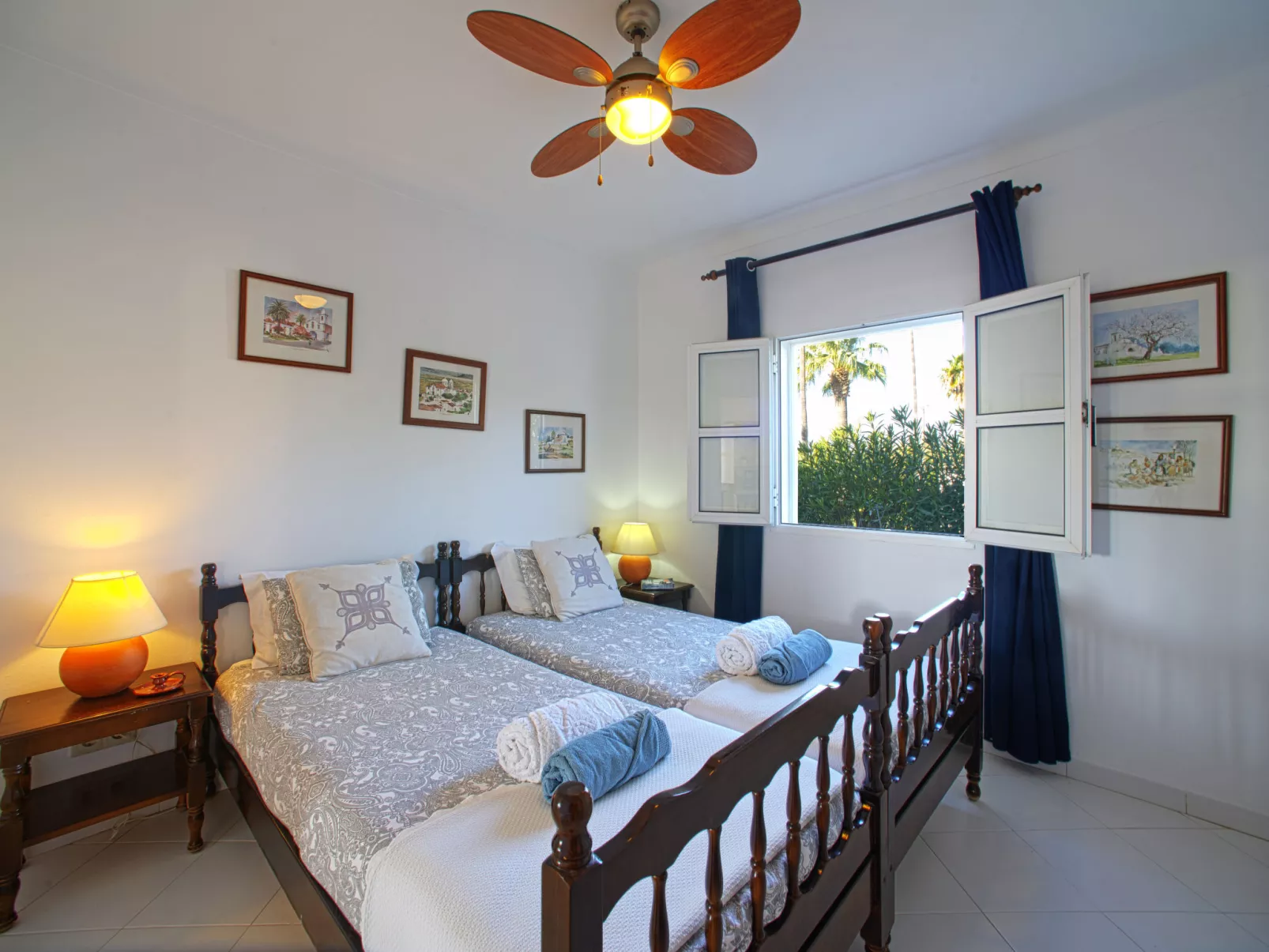 Luz Romana B2-Inside