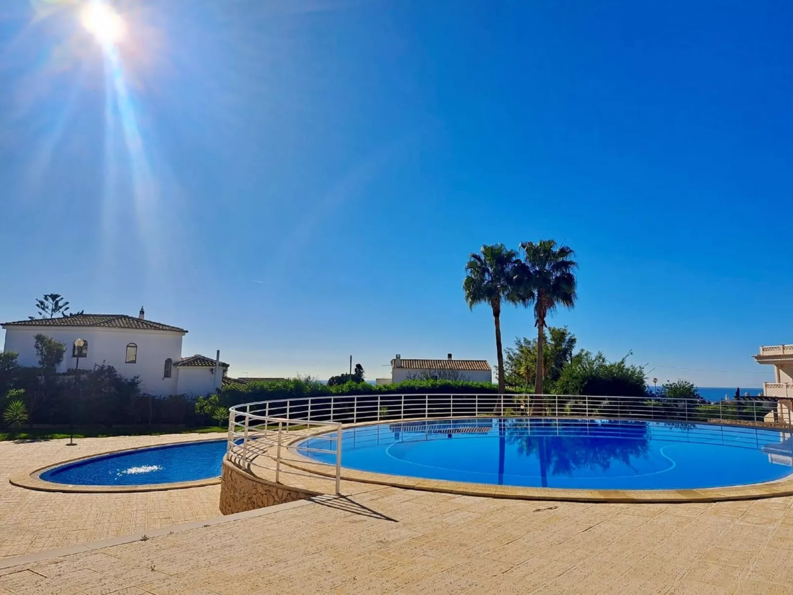 Aguia M T2-Outside
