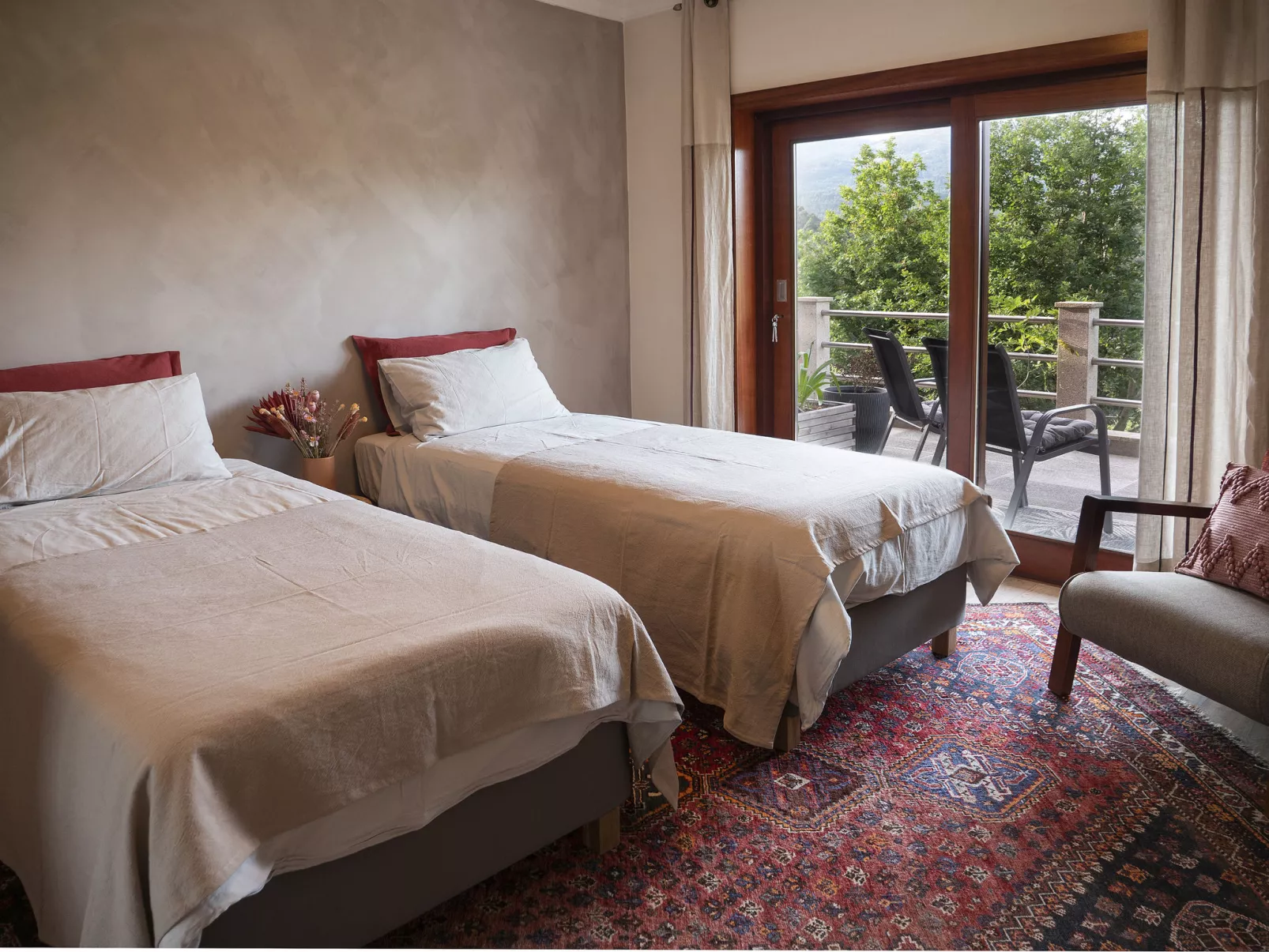Rio Lima Retreat-Inside