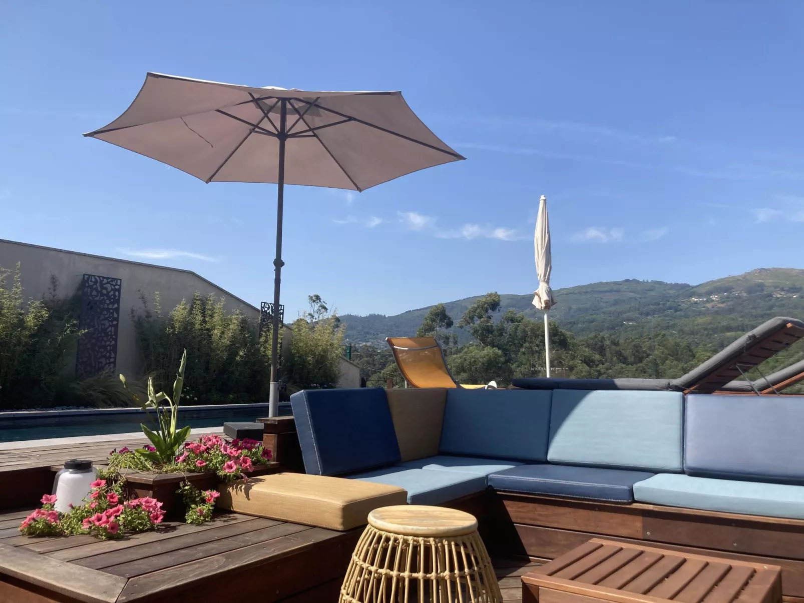 Rio Lima Retreat-Outside