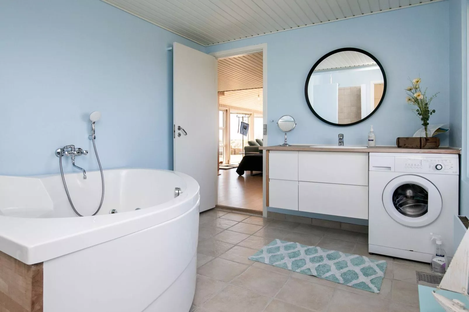 6 Personen Ferienhaus in Løkken-Wellnessbereich