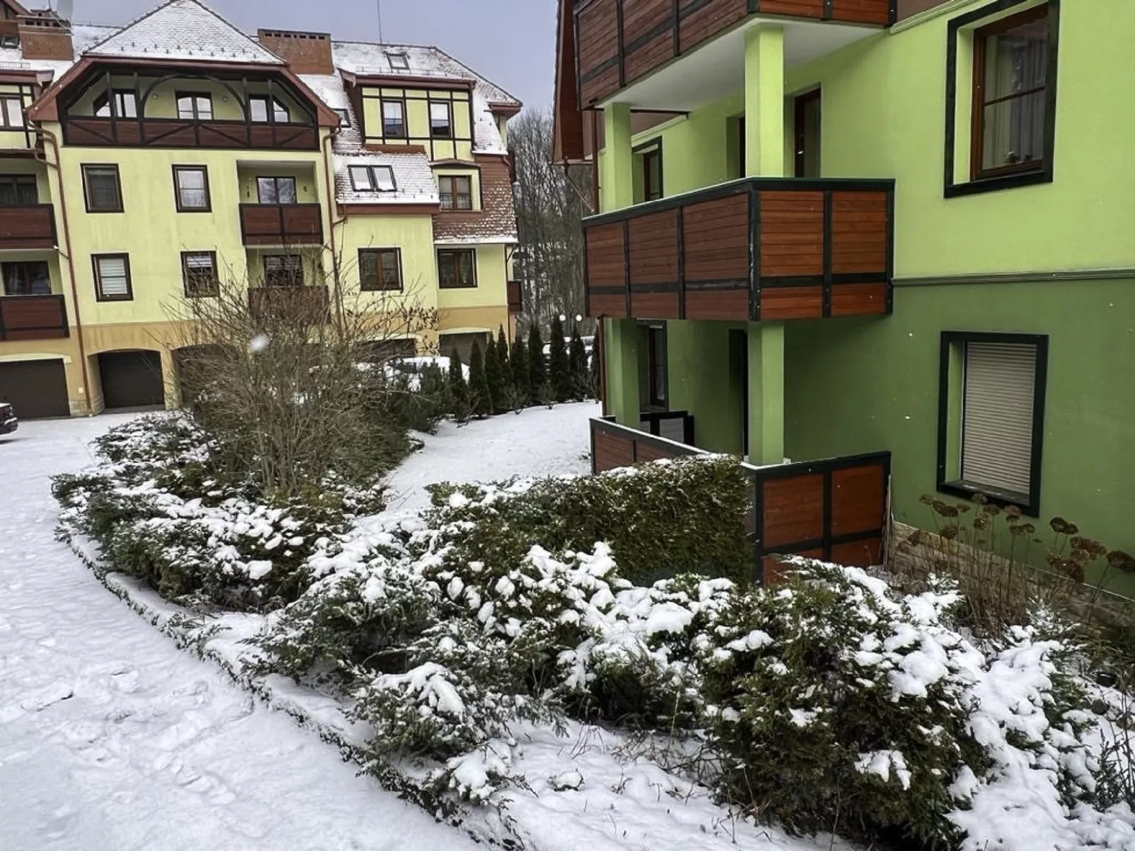 Dom pod Jaworem-Outside