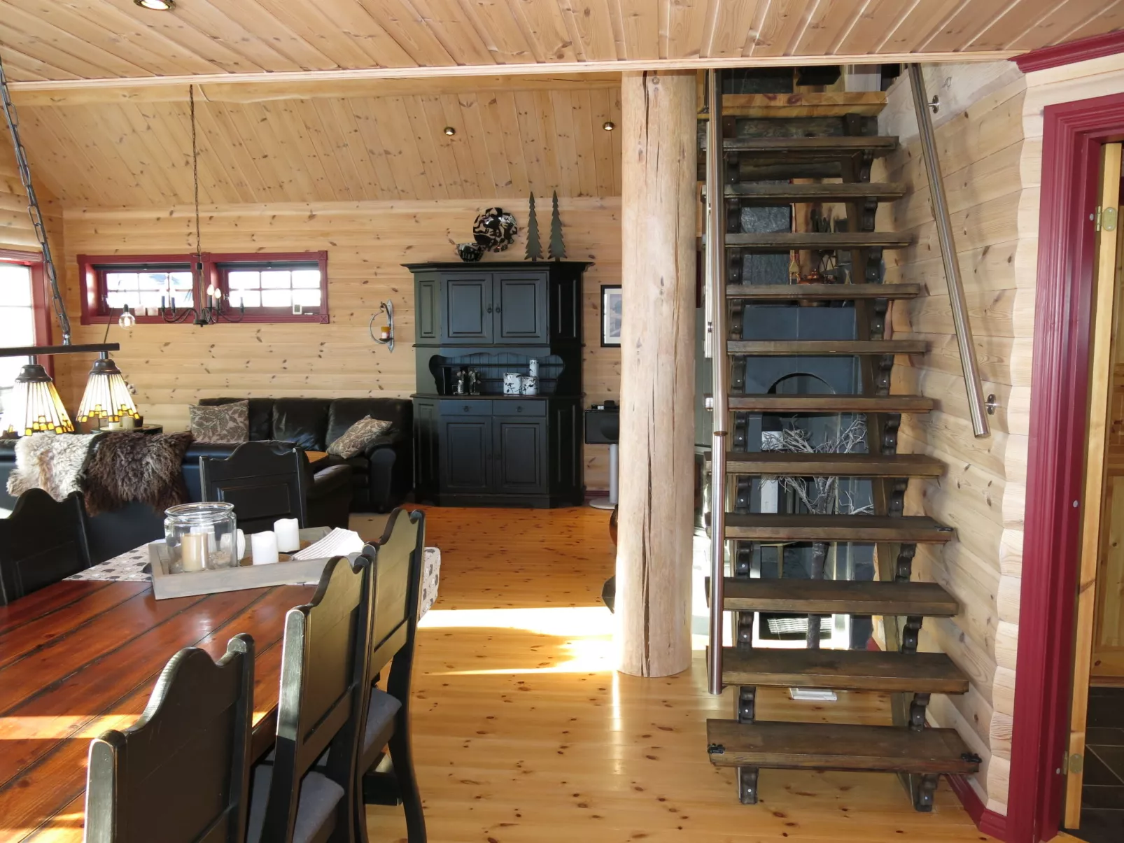 Ørnefjell-Inside