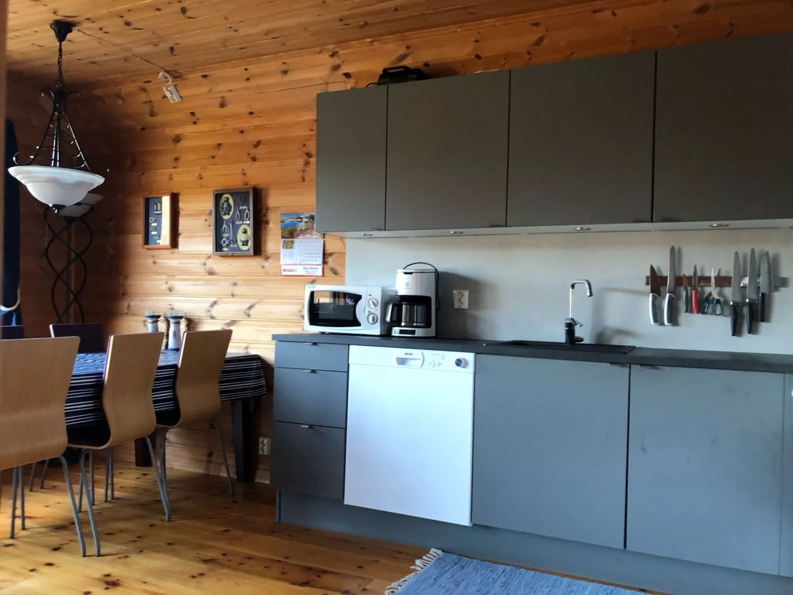 Kalavåg-Inside