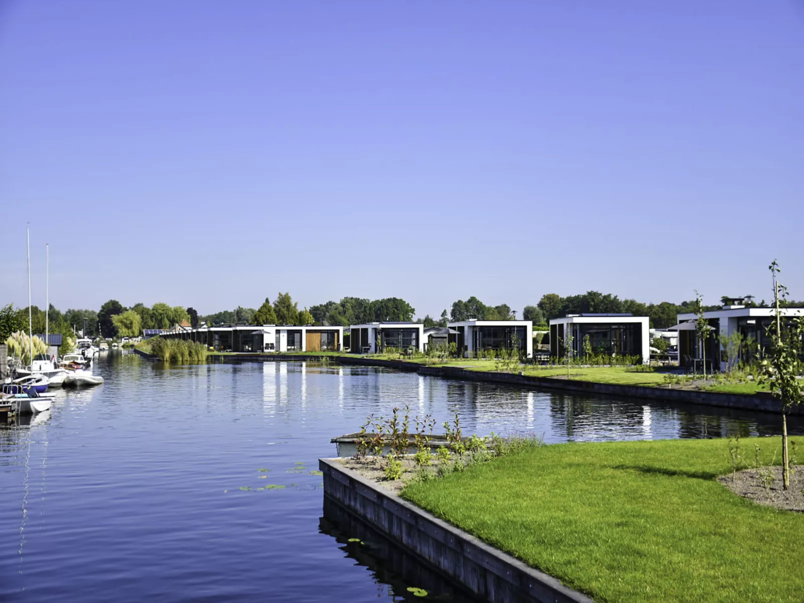 MarinaPark Nieuw Loosdrecht-Draußen
