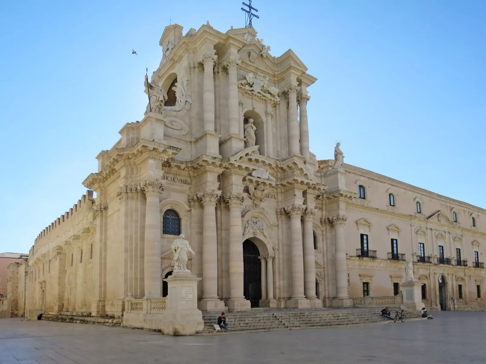 Eleonora-Area