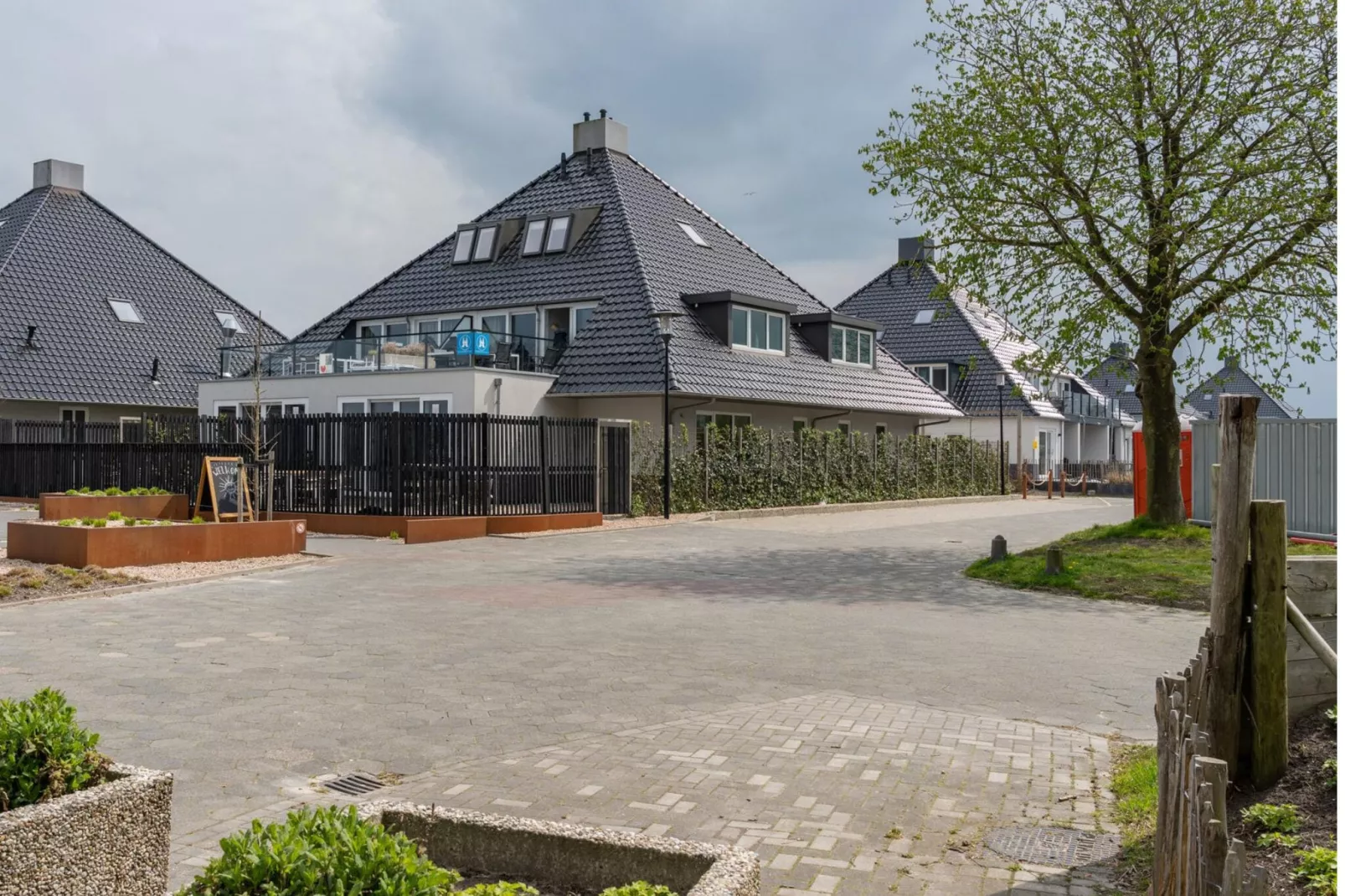 Appartement - Paviljoenwei 4  Sneek Offingawier 'Havenzicht'-Exterior summer