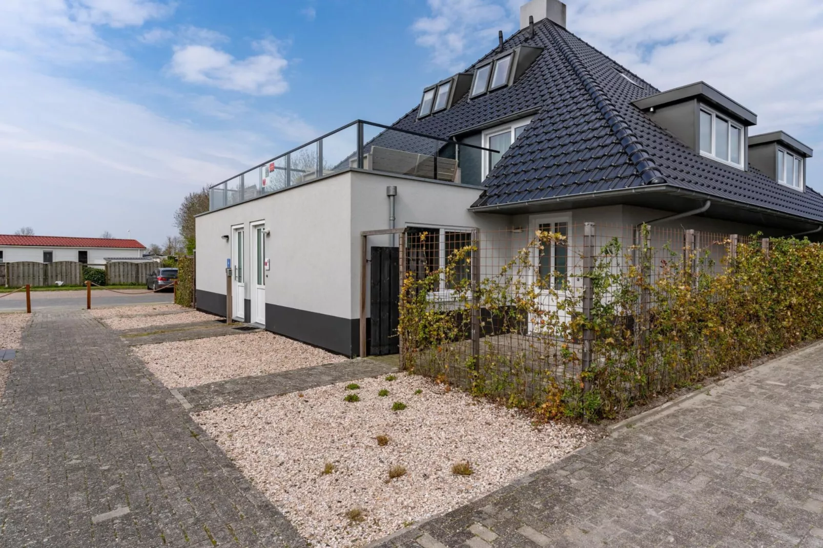 Appartement - Paviljoenwei 4  Sneek Offingawier 'Havenzicht'-Exterior summer