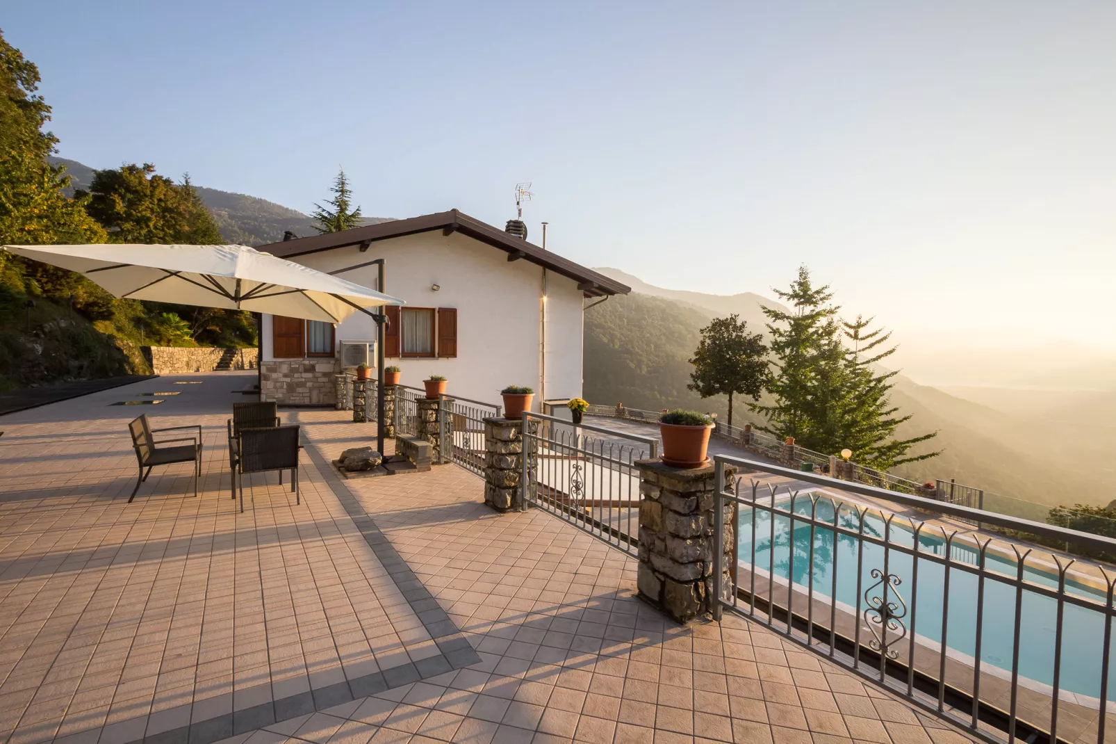 Villa Meraviglia-Terrassenbalkon