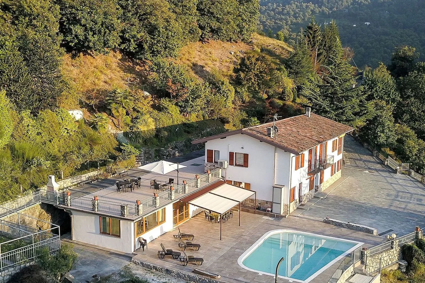Villa Meraviglia-Außenbereich Sommer