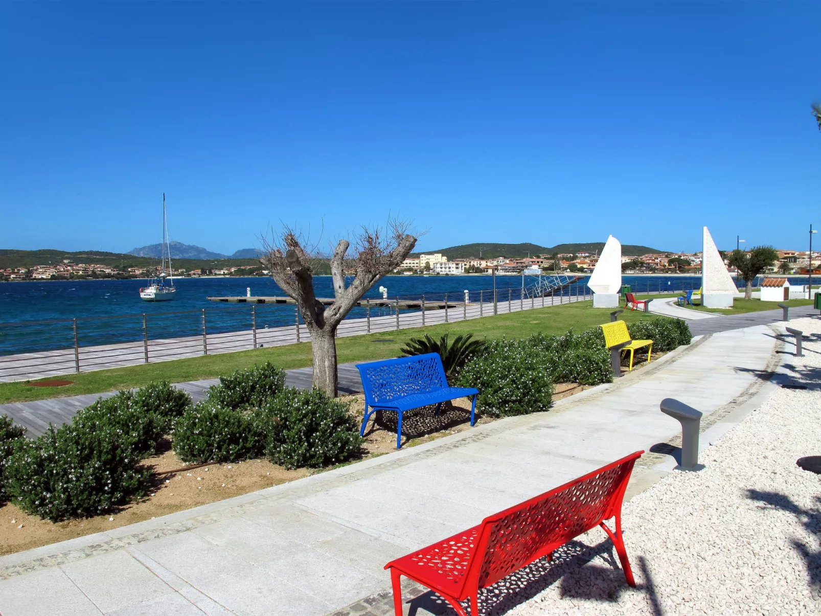 Iris 14, Terza Spiaggia-Area