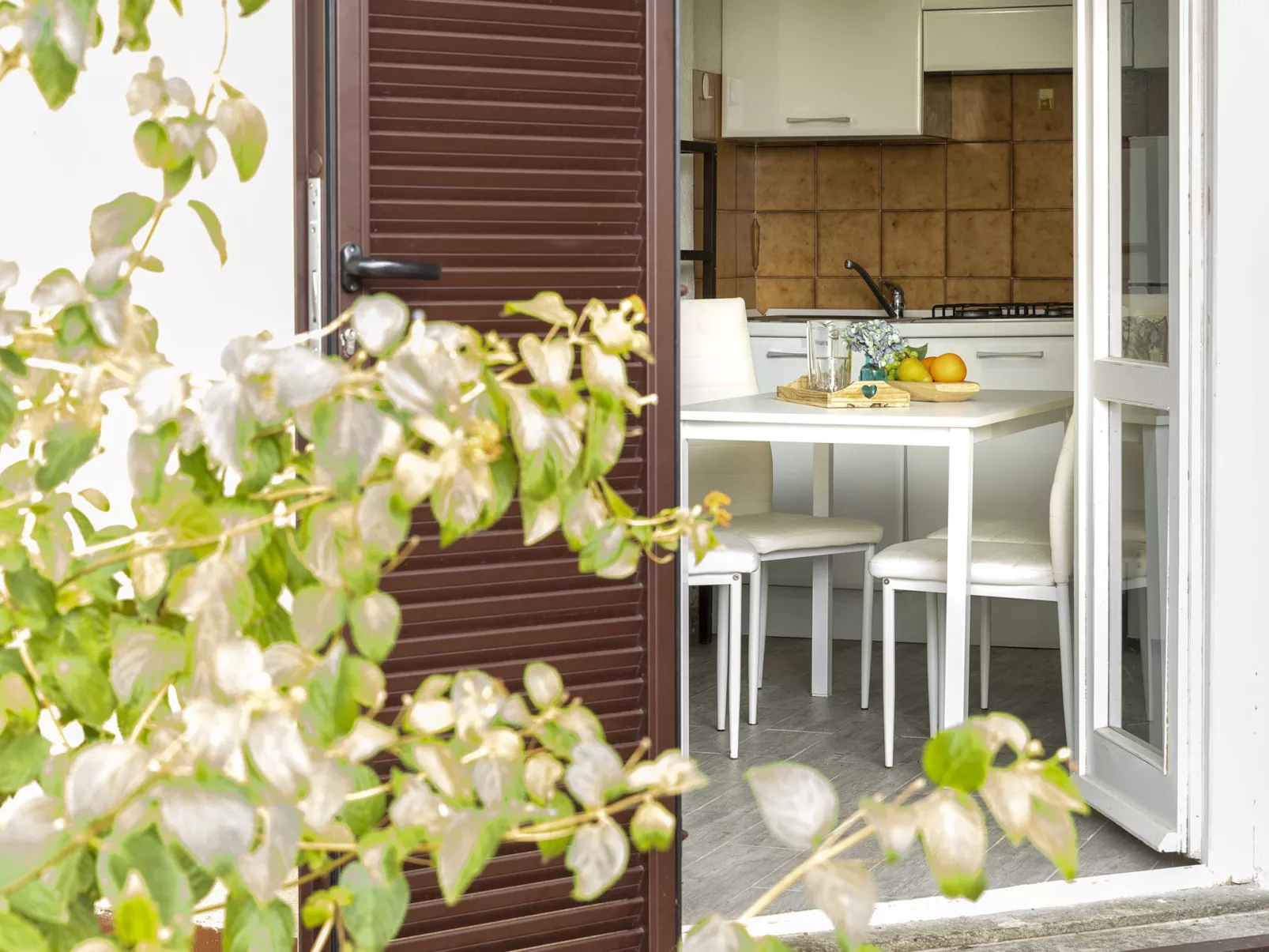 Iris 7, Terza Spiaggia-Outside