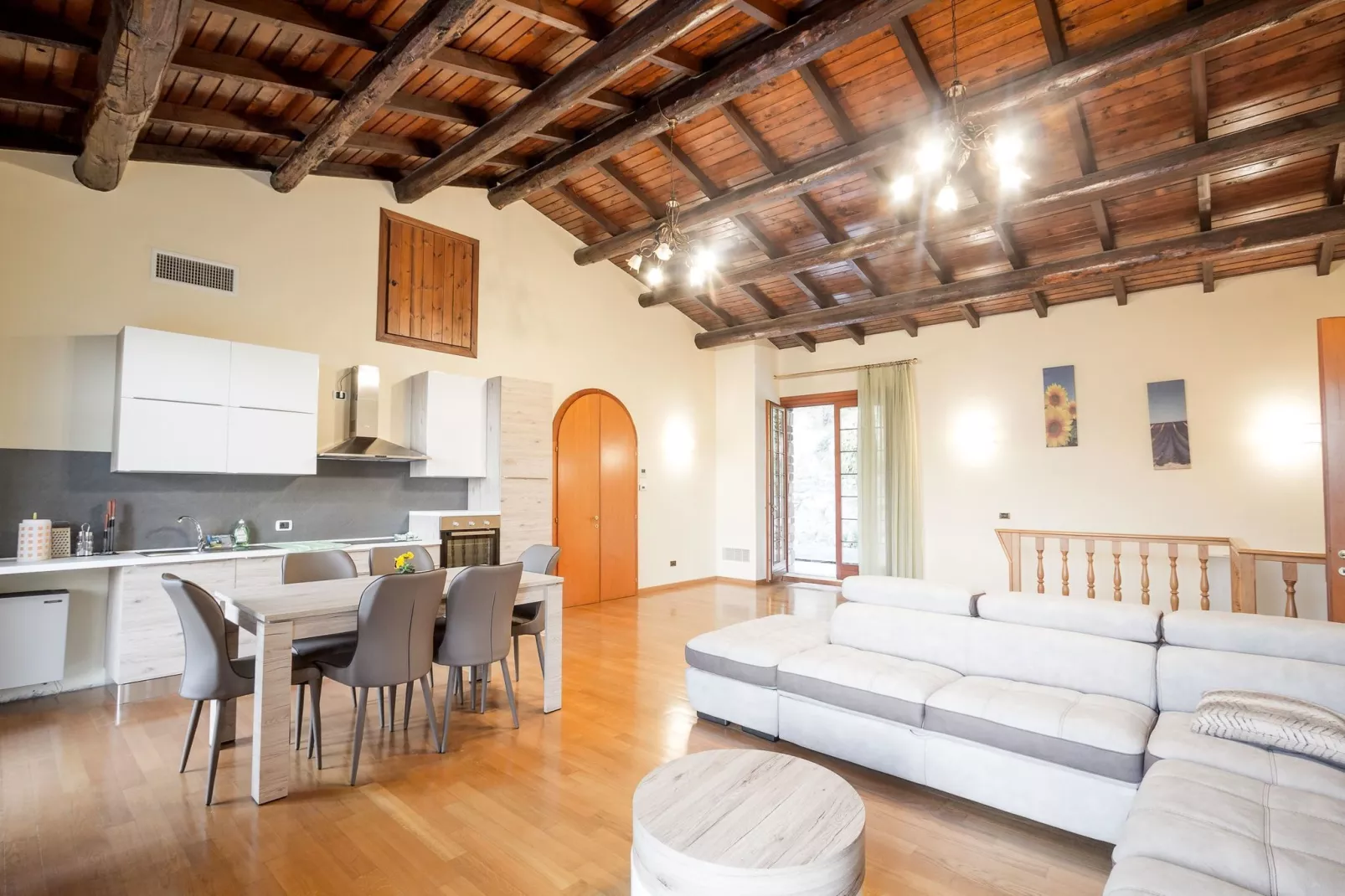 Villa Meraviglia-Esszimmer